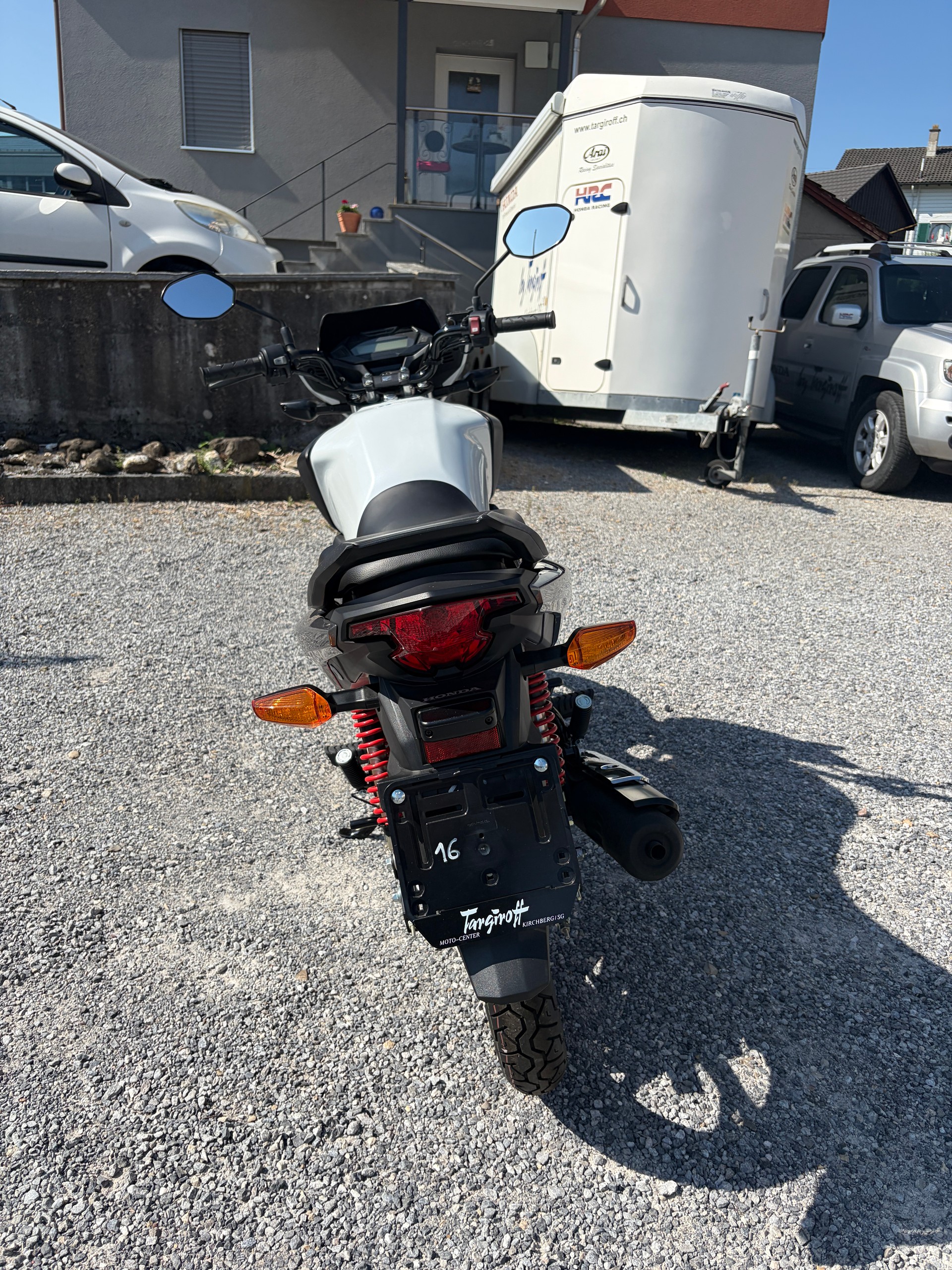 HONDA CBF 125 M-image-3
