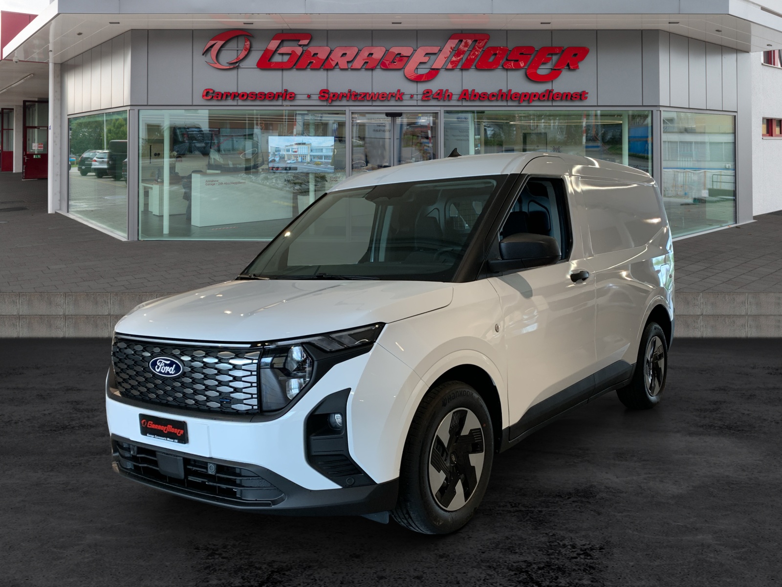 FORD E-Transit Courier Van Trend