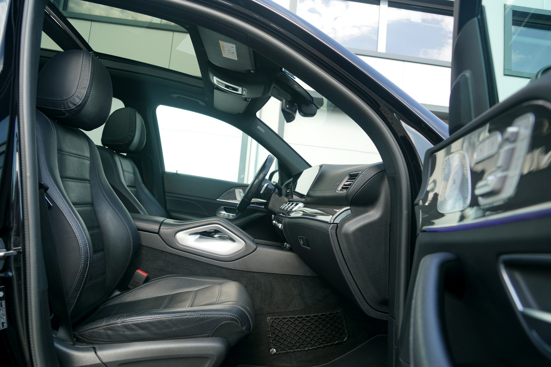 MERCEDES-BENZ GLS 580 AMG Line 4Matic 9G-Tronic (CH)-image-14