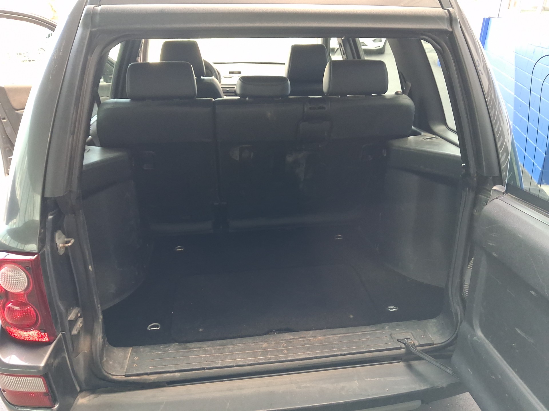 LAND ROVER Freelander 2.5 V6 Sport Wagon-image-8