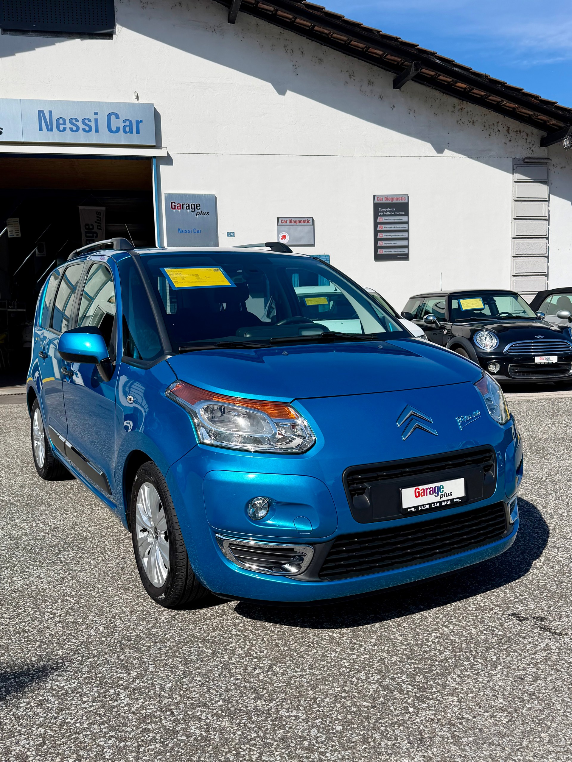 CITROEN C3 Picasso 1.6 HDi Exclusive EGS6-image-1