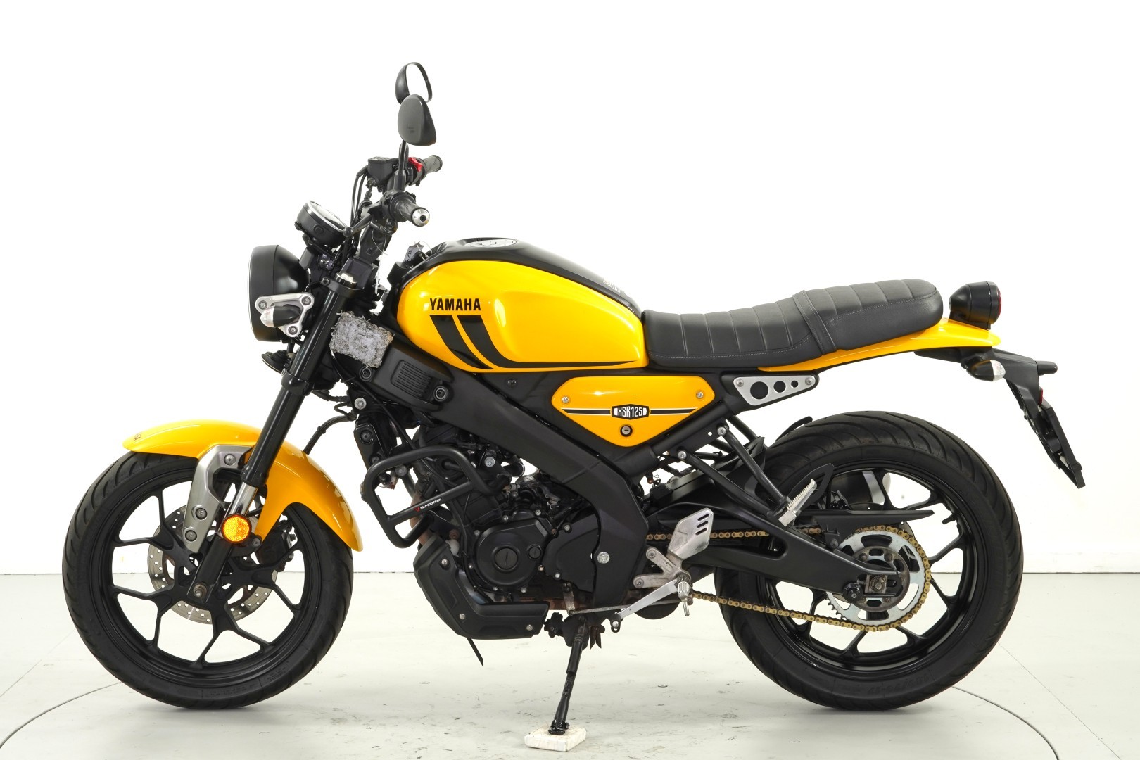 YAMAHA XSR 125 ABS-image-4