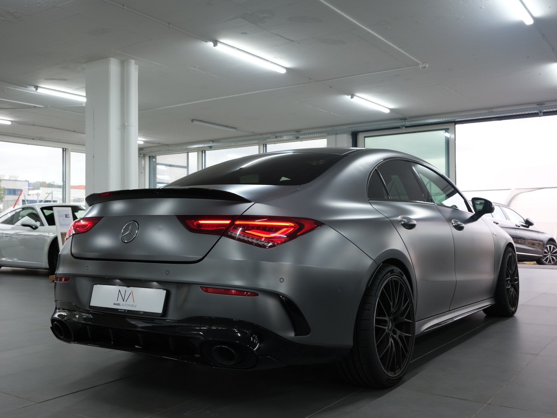 MERCEDES-BENZ CLA 35 AMG 4Matic 7G-DCT *Burmester* *AMG Performance* *Panorama*-showroom-element-2