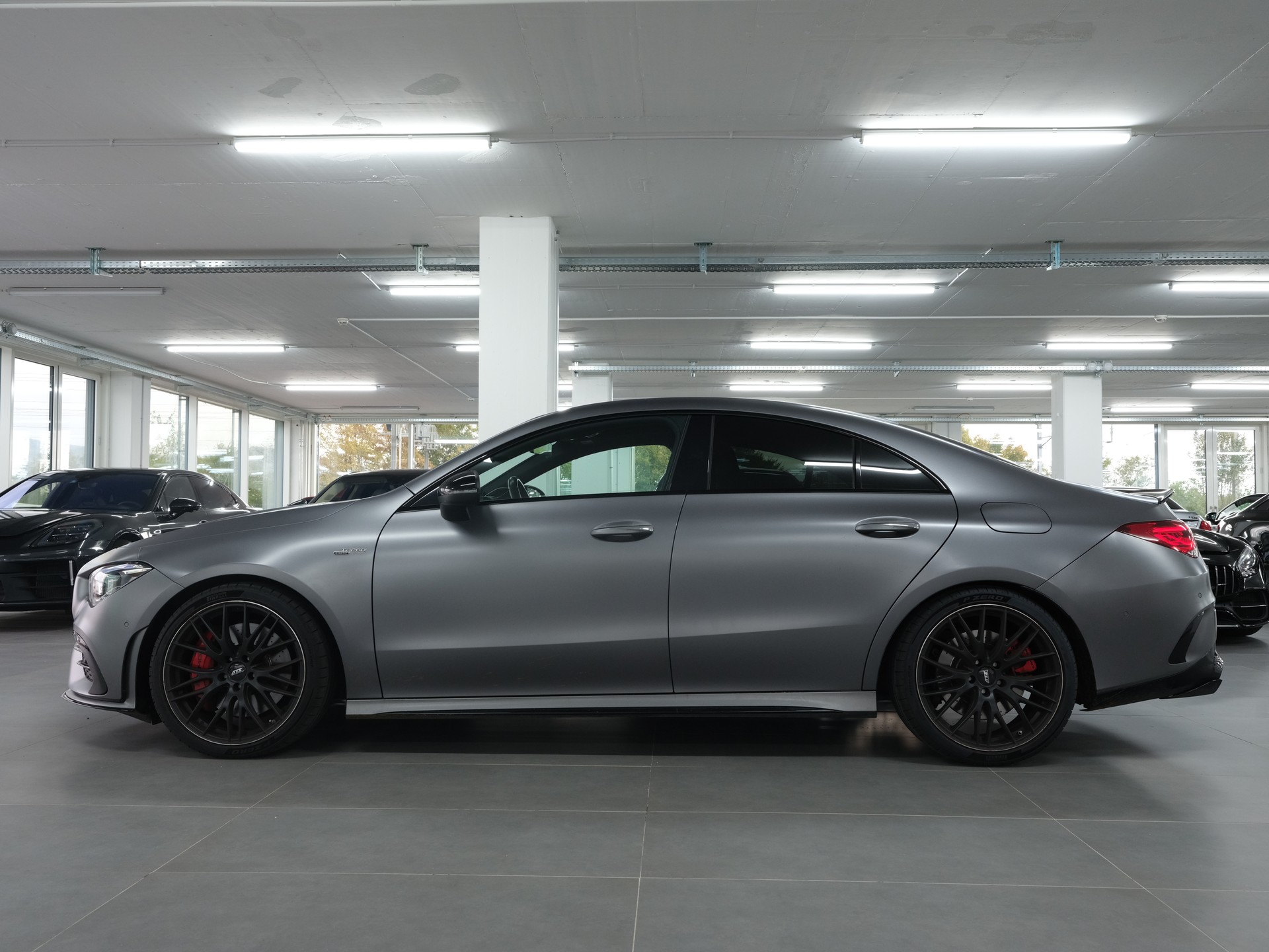 MERCEDES-BENZ CLA 35 AMG 4Matic 7G-DCT *Burmester* *AMG Performance* *Panorama*-image-6