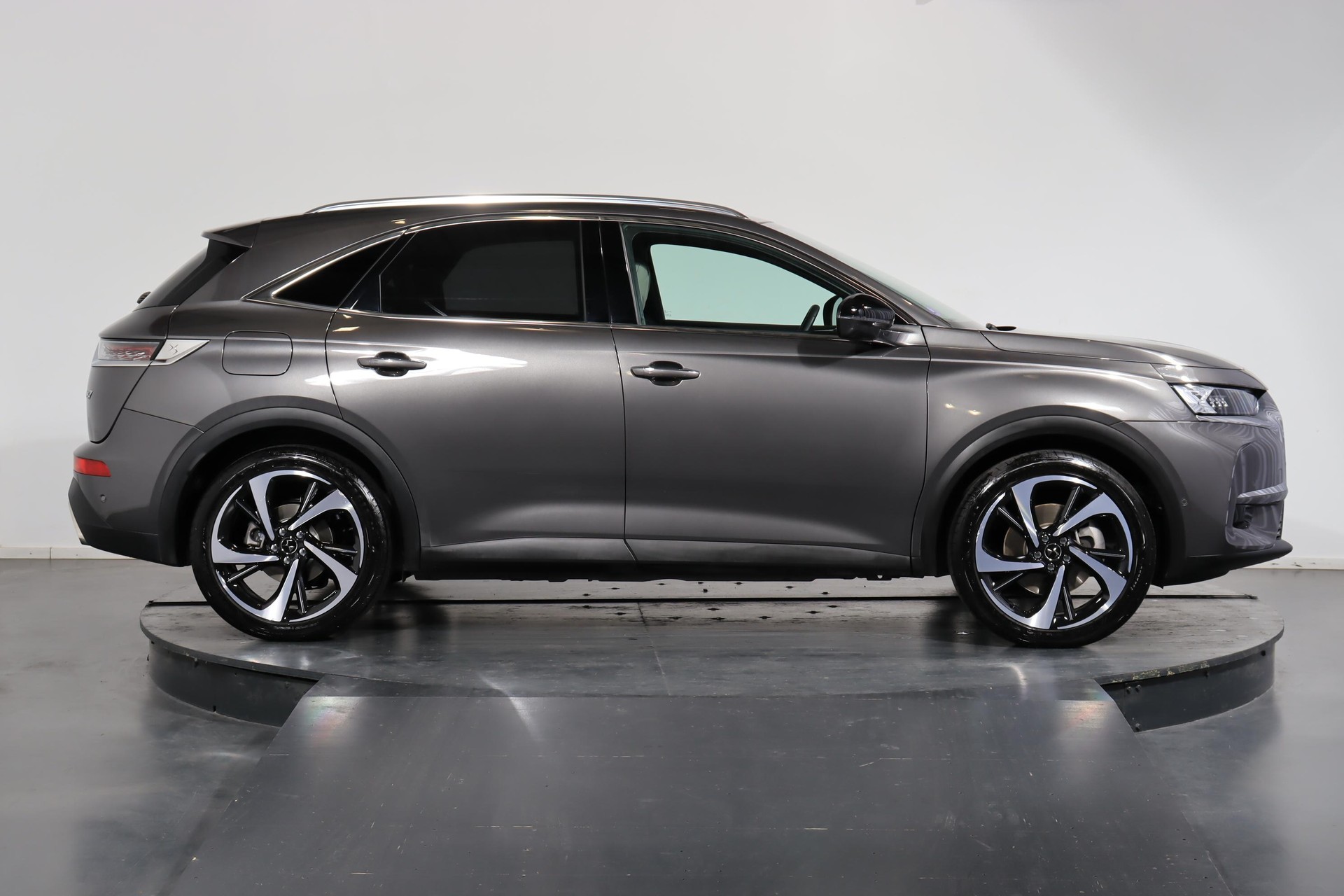 DS AUTOMOBILES 7 Crossback 1.6 E-Tense Rivoli 4x4-showroom-element-1