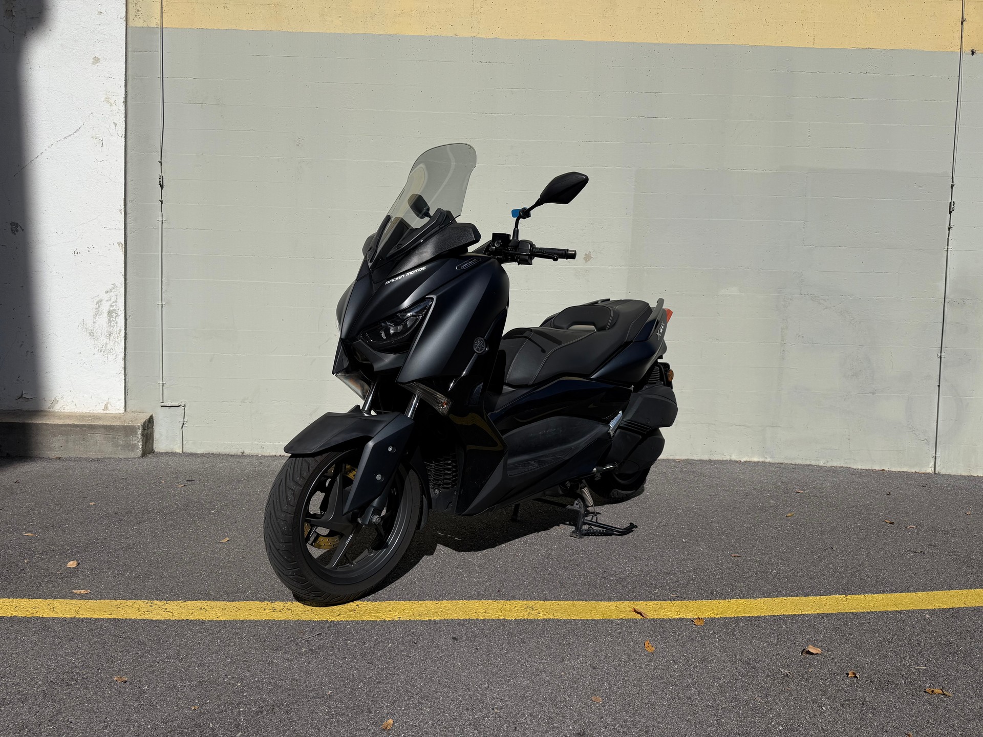 YAMAHA X-Max 300 Iron Max ABS-image-3