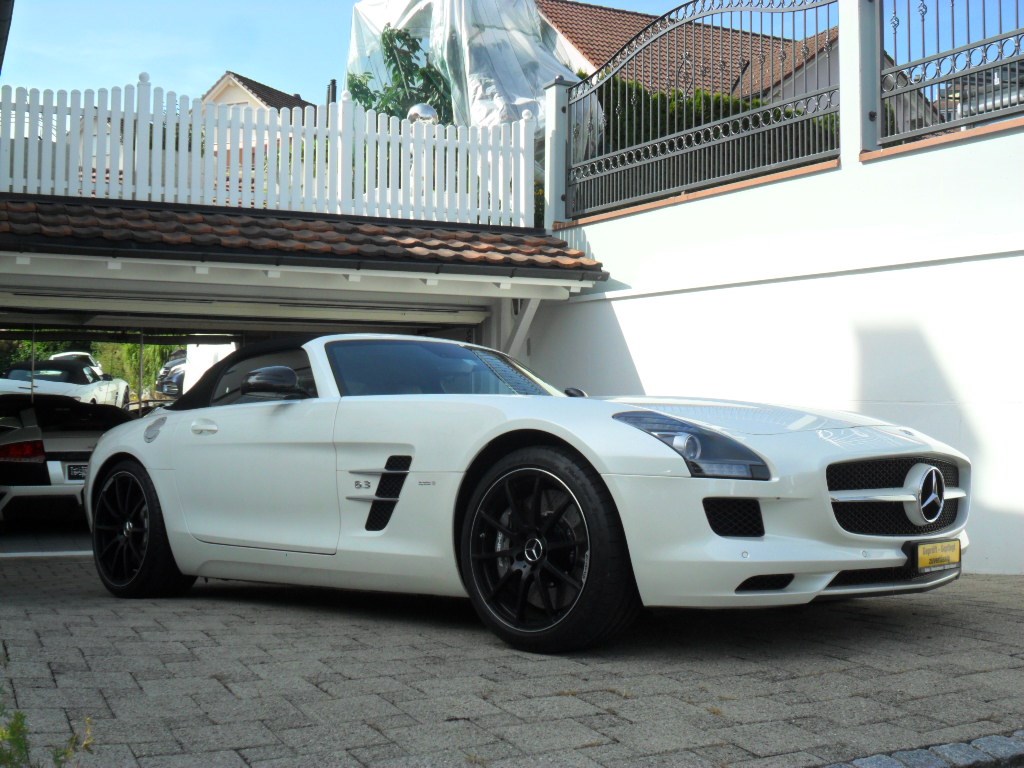 MERCEDES-BENZ SLS 63 AMG Speedshift-image-6