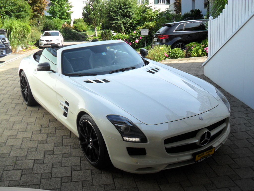 MERCEDES-BENZ SLS 63 AMG Speedshift-image-3