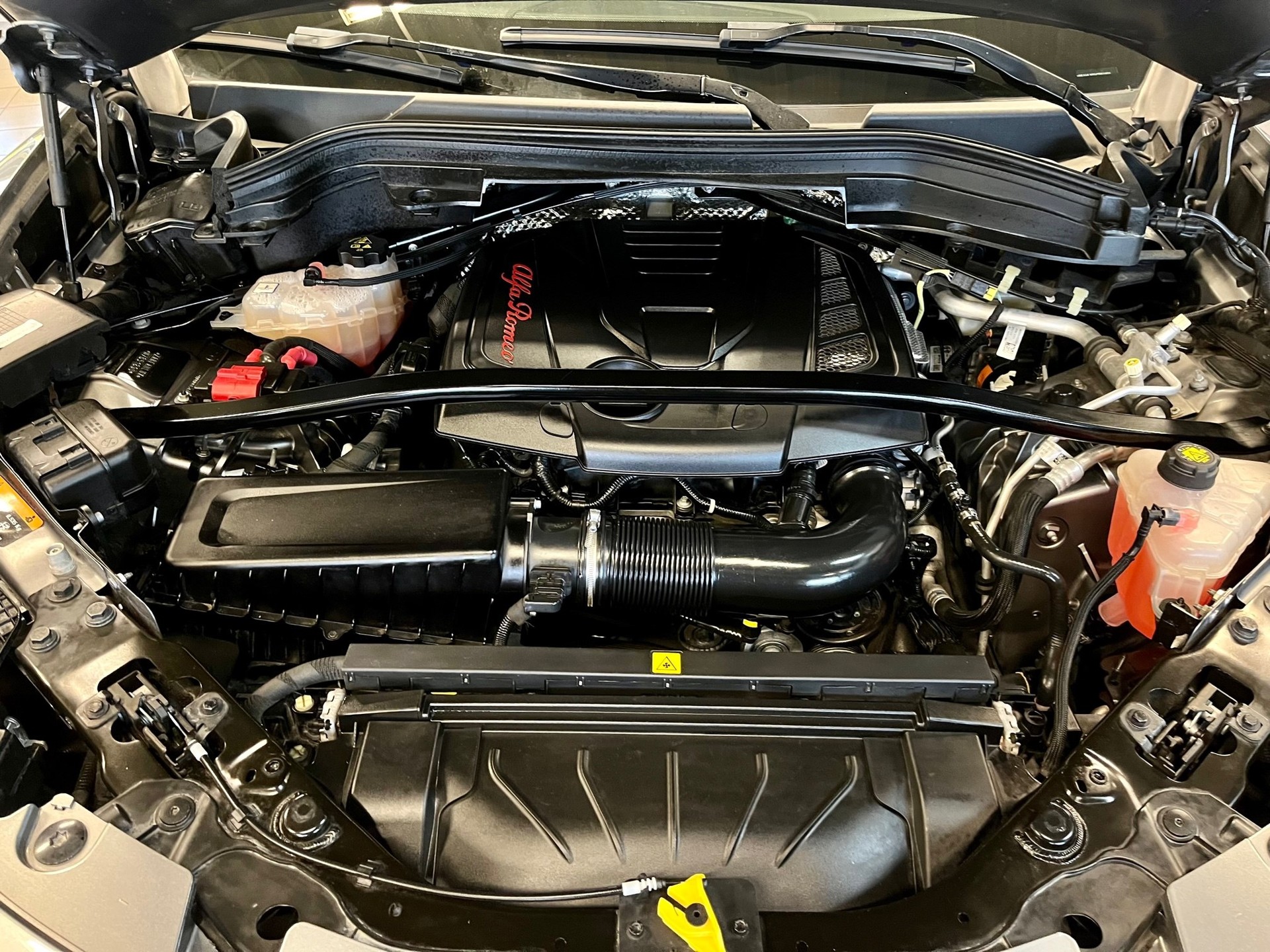 ALFA ROMEO Stelvio 2.0 First Edition Q4 Automatic Anhängerkupplung-image-15