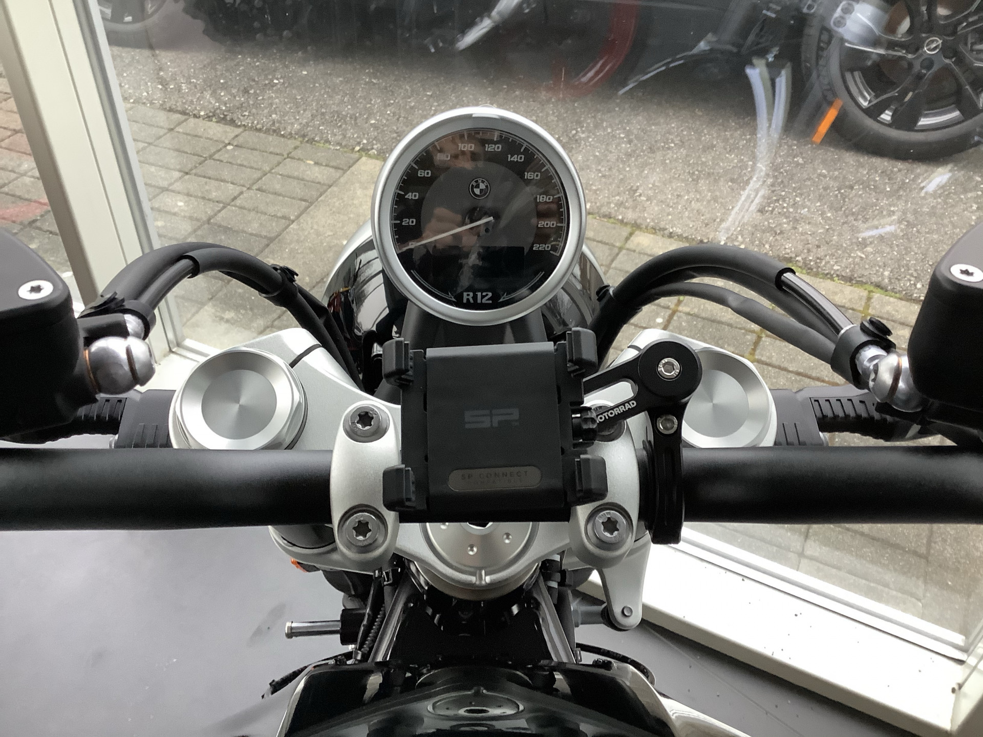 BMW R 12-image-4
