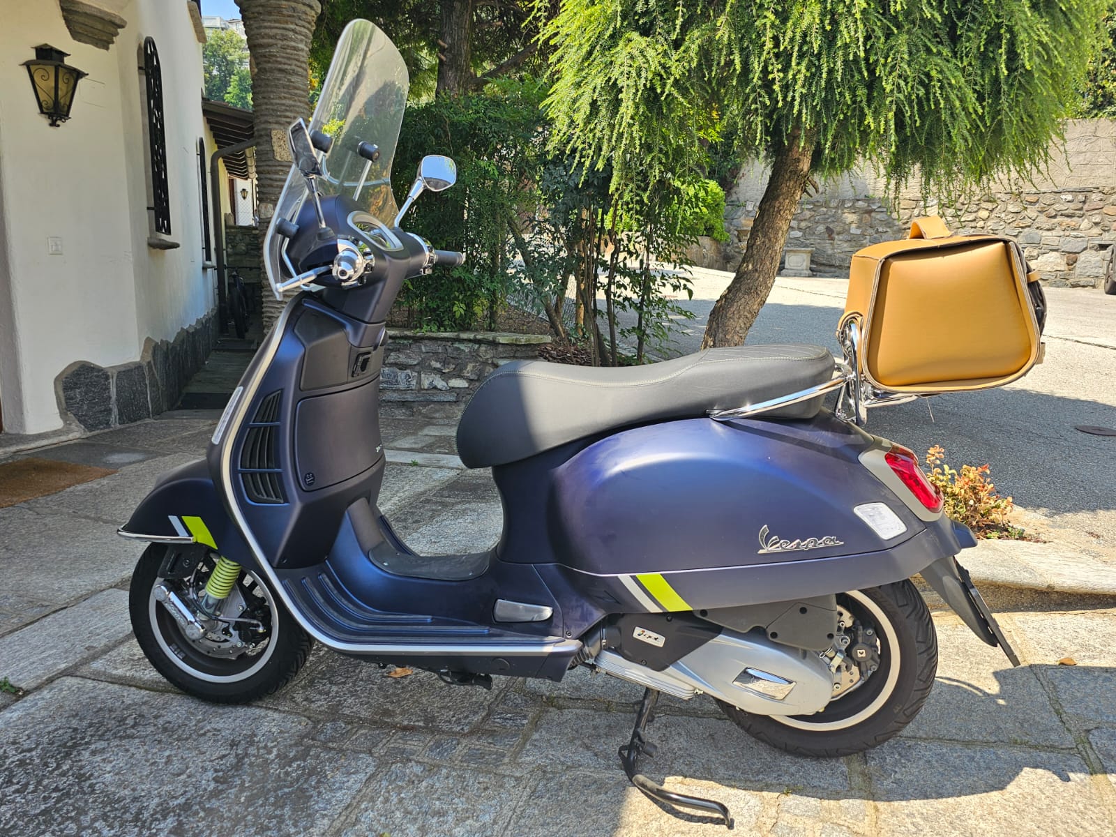 PIAGGIO Vespa GTS 125 Super Tech ABS-image-0