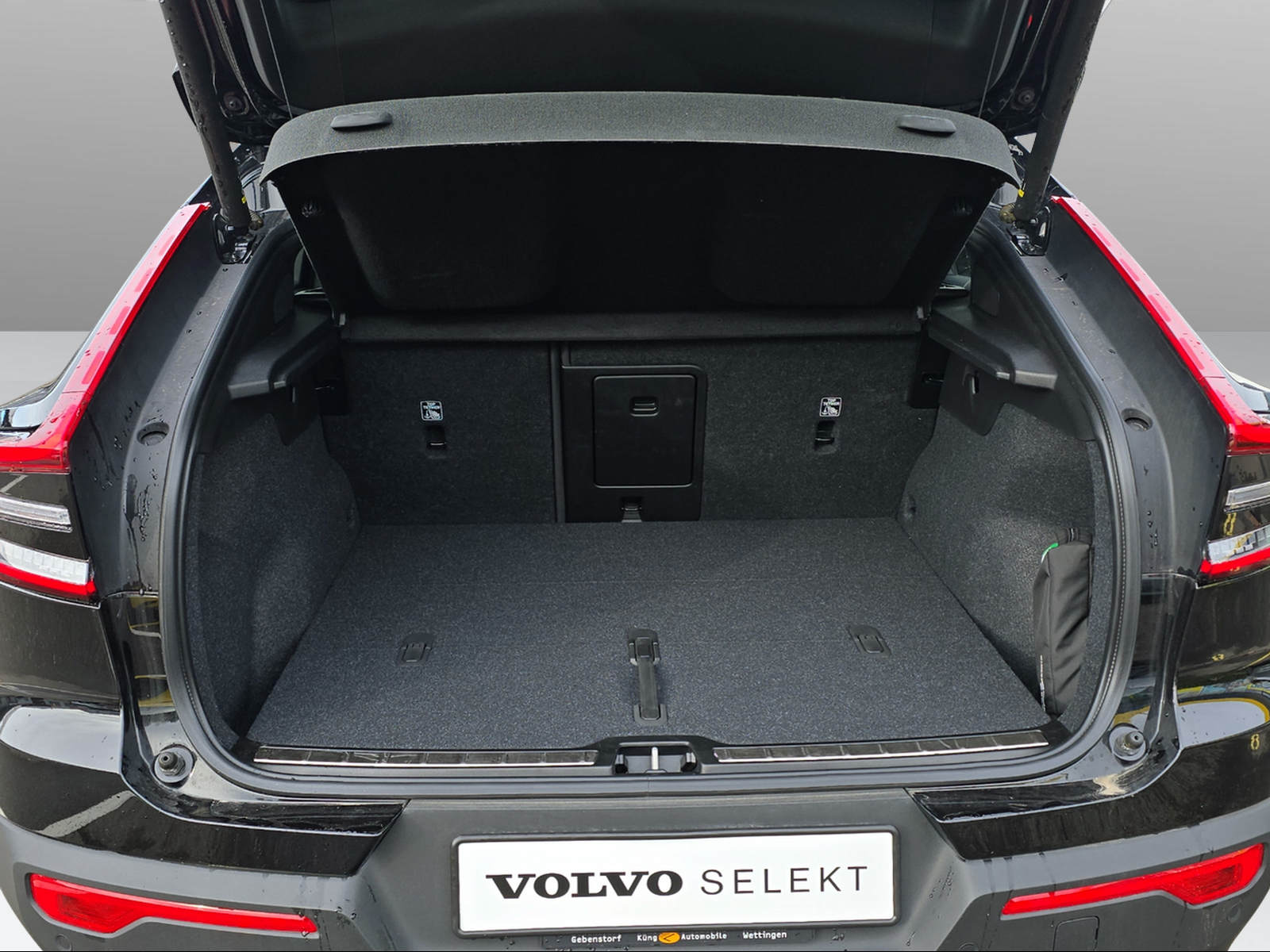 VOLVO C40 Recharge E80 82kWh Twin AWD Pure Electric Plus-image-5