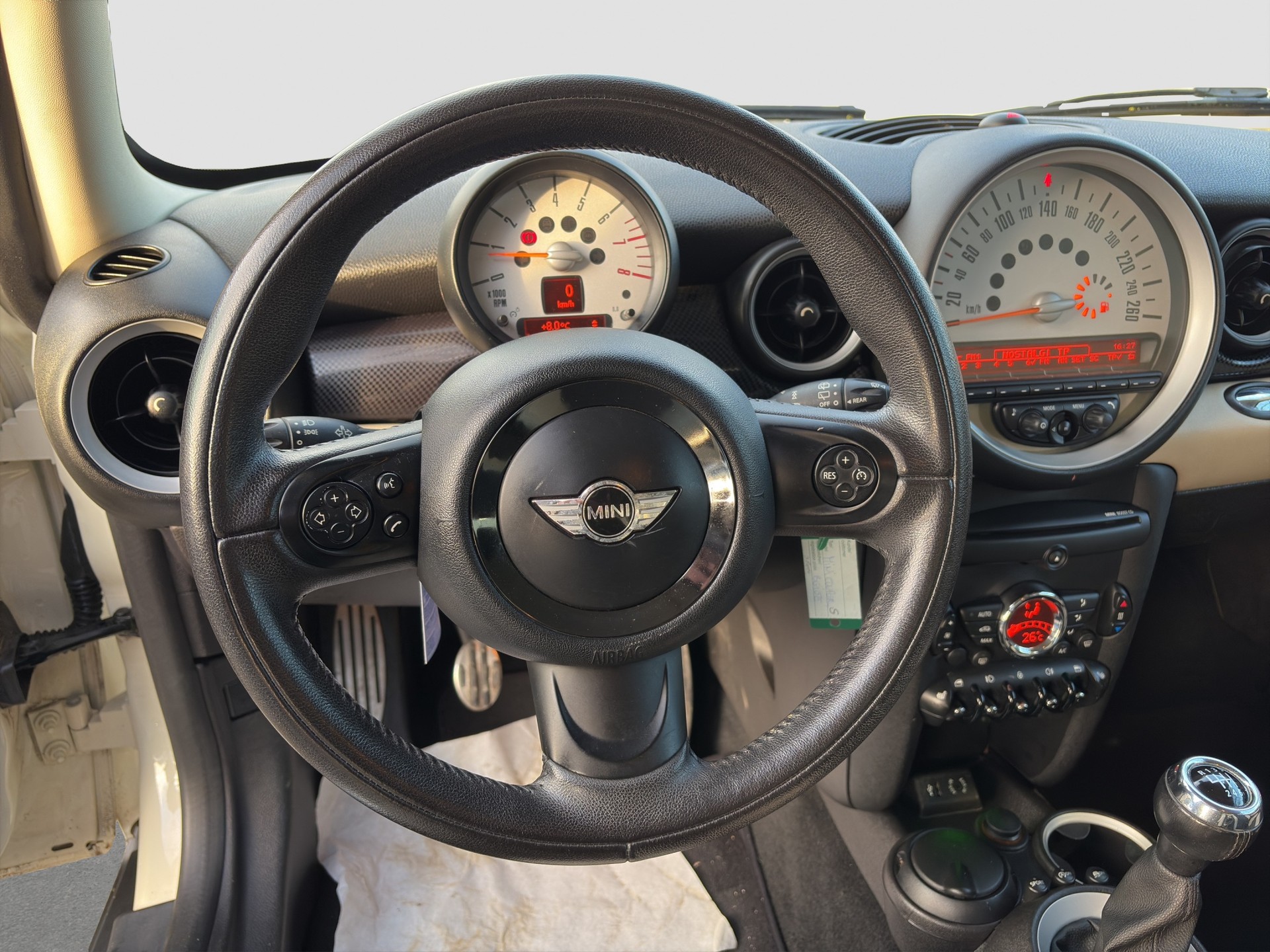 MINI Mini Cooper S-image-14