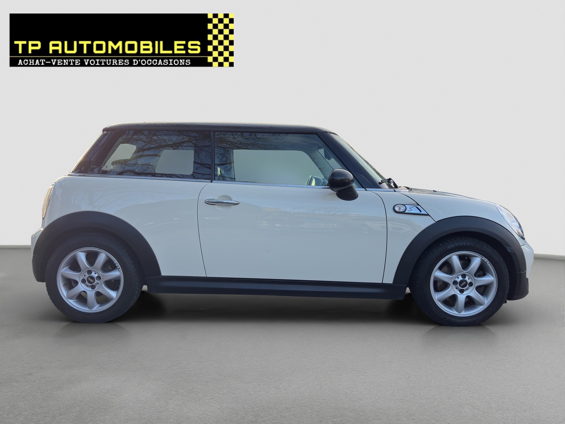 MINI Mini Cooper S-image-3