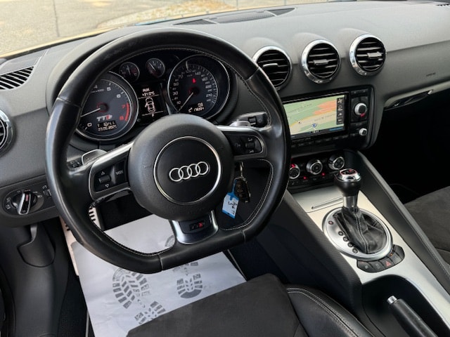 AUDI TTS Coupé 2.0 TFSI quattro S-tronic-image-9