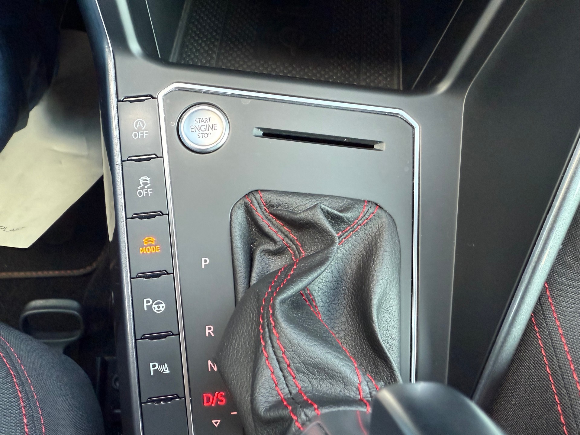 VW Polo 2.0 TSI GTI DSG-image-11