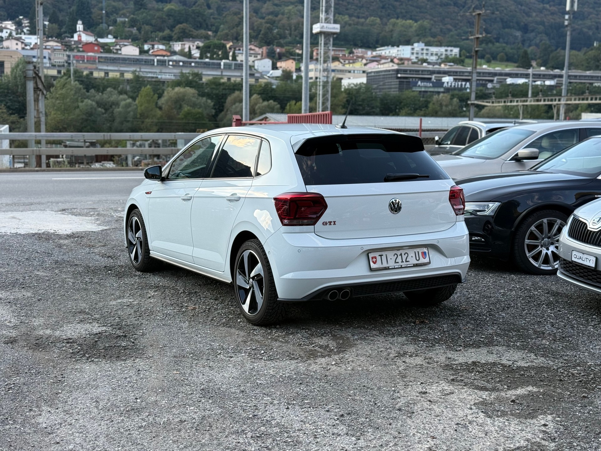 VW Polo 2.0 TSI GTI DSG-image-4