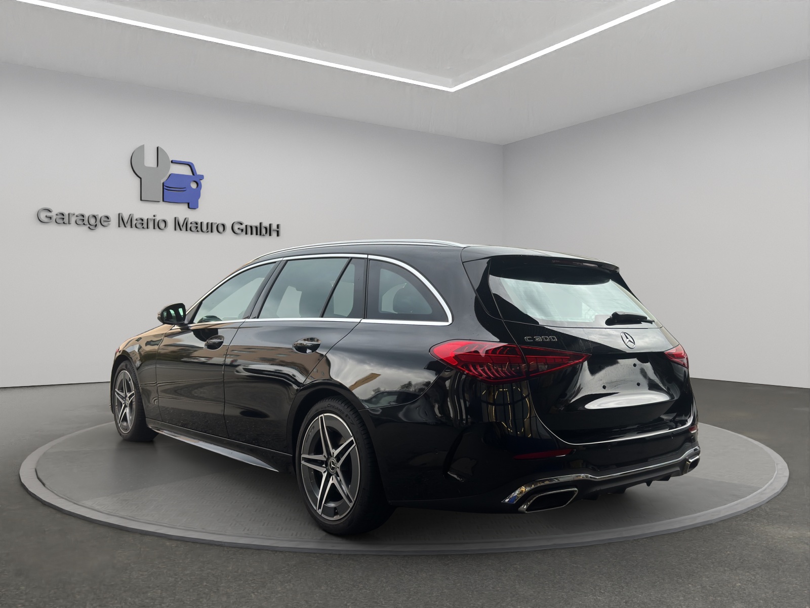 MERCEDES-BENZ C 300 T AMG-LINE-image-2