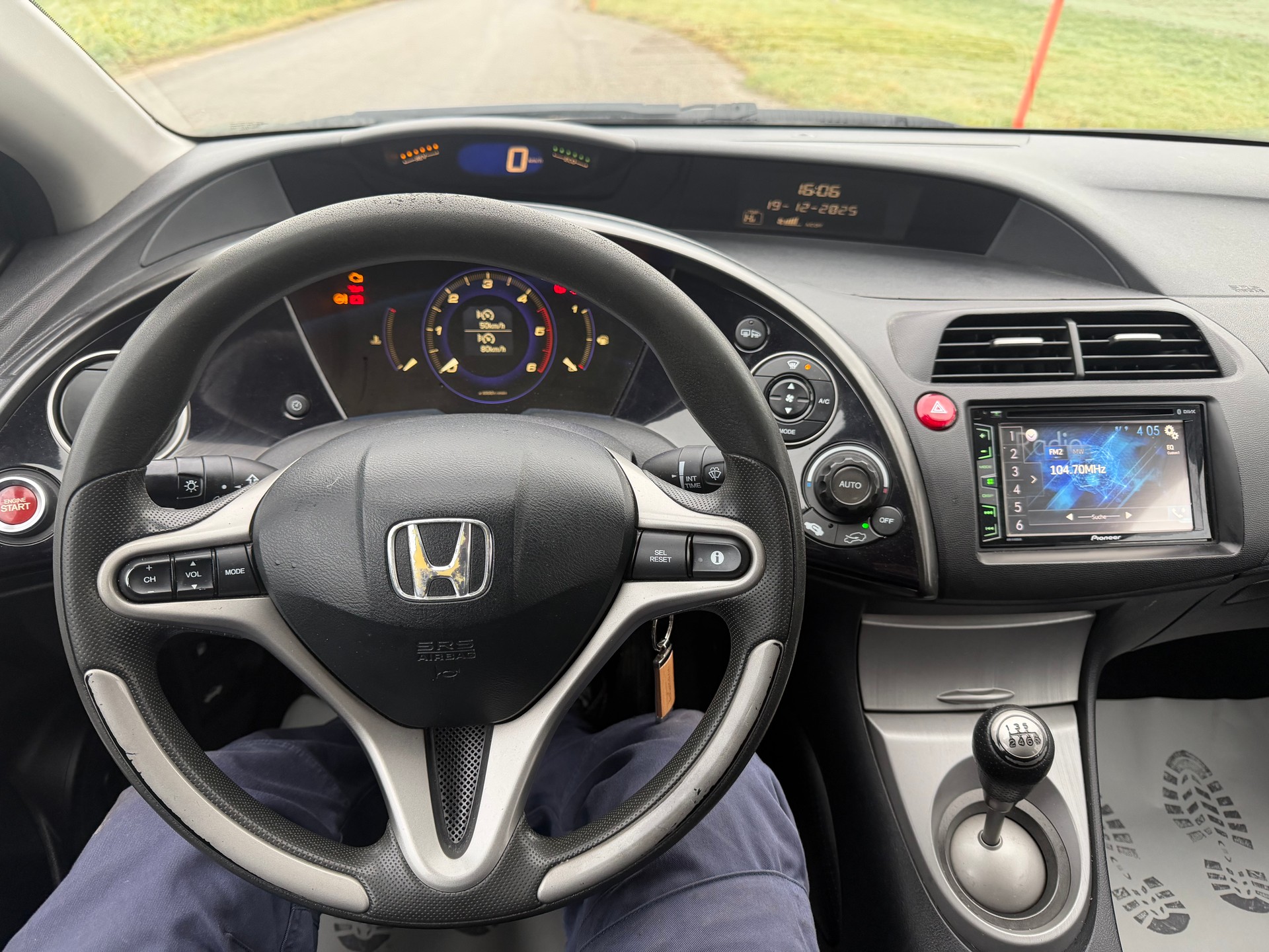 HONDA Civic 2.2 i-CTDi Comfort-image-11