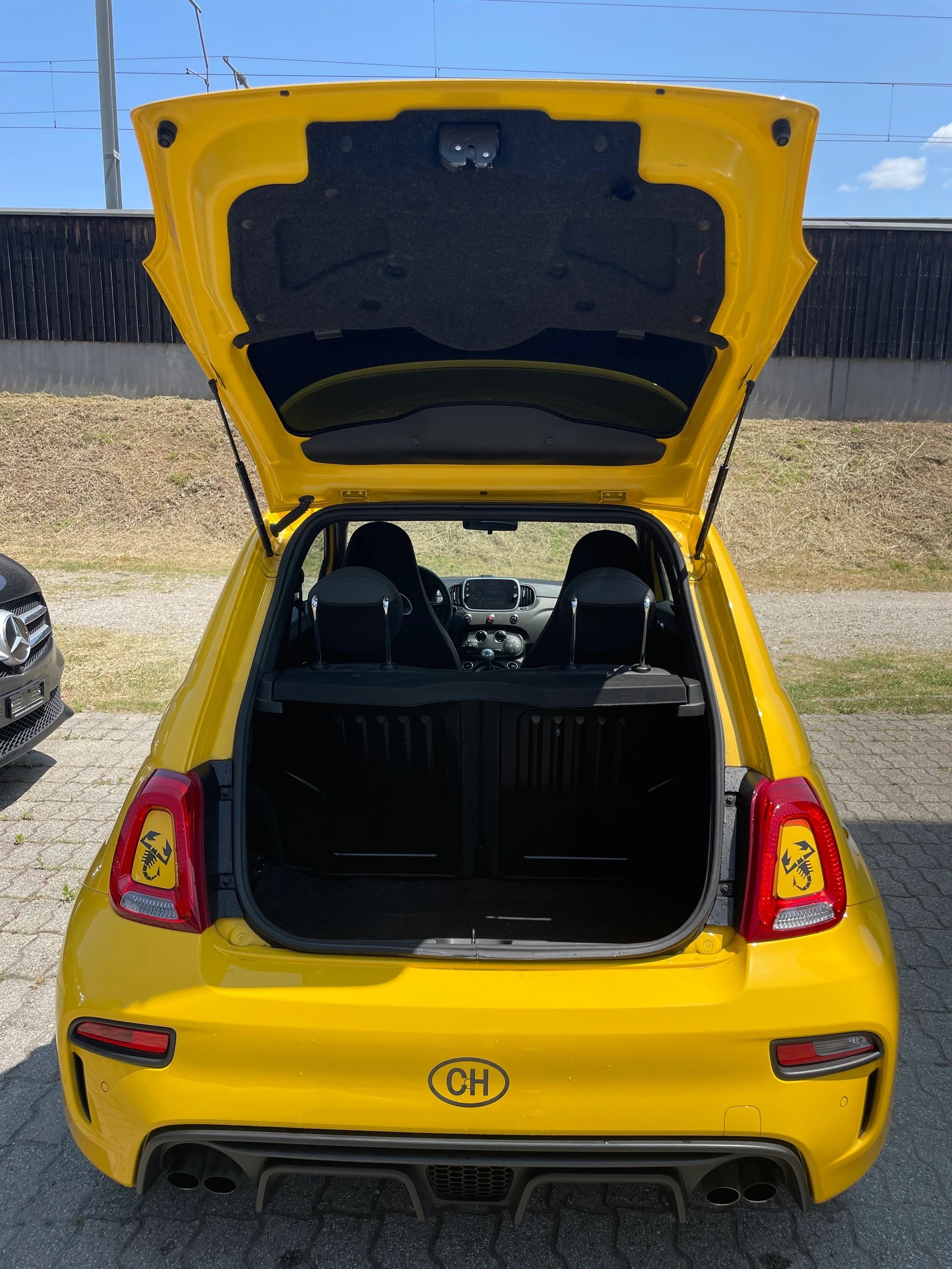 FIAT 595 1.4 16V Turbo Abarth Competition-image-9