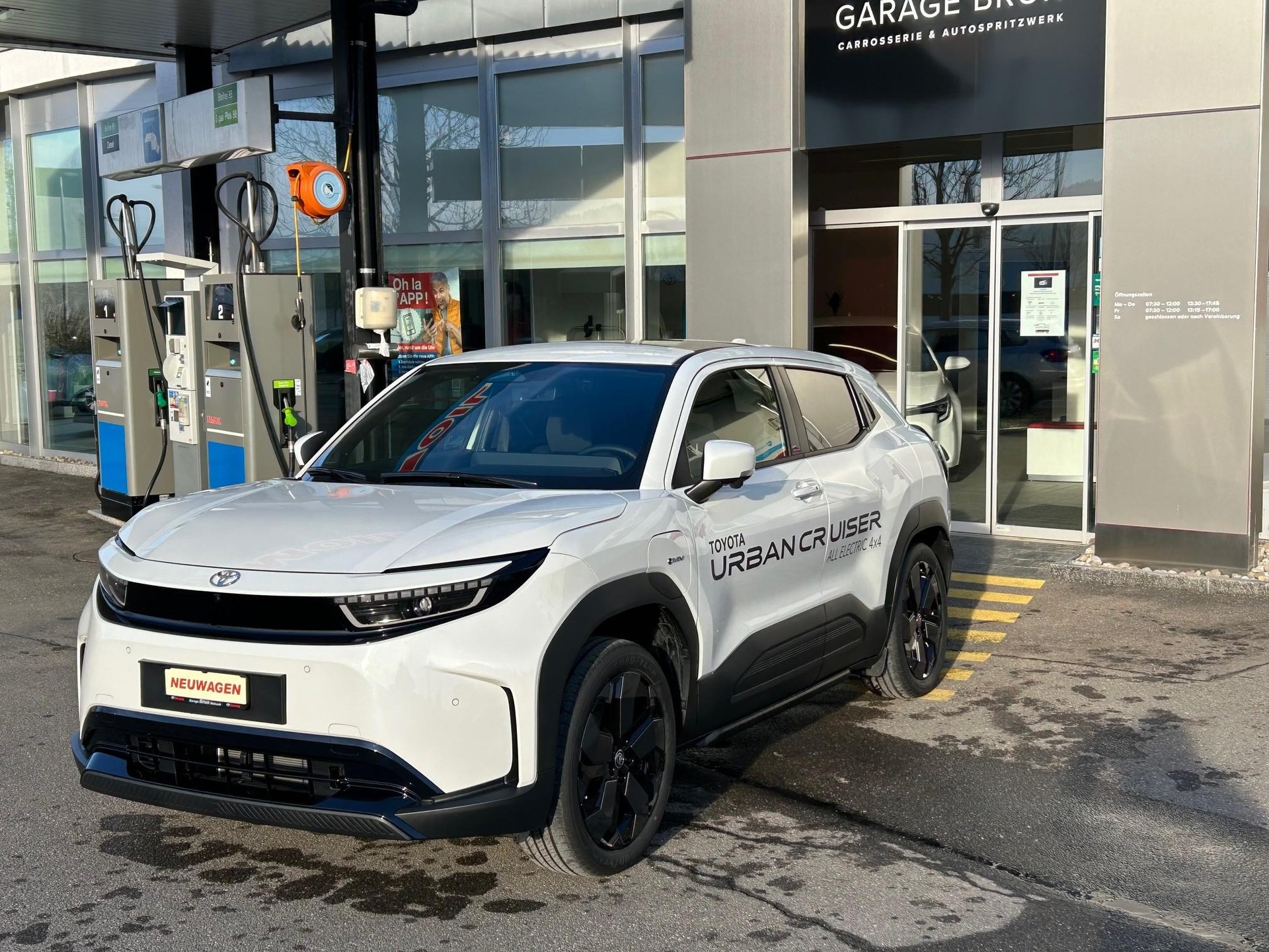 TOYOTA Urban Cruiser Premium