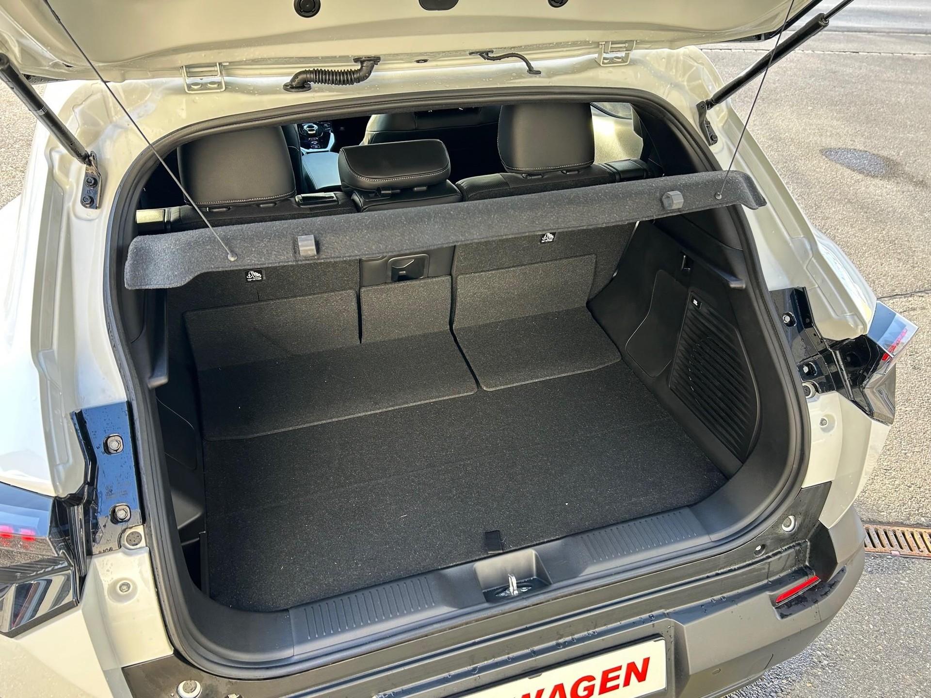 TOYOTA Urban Cruiser Premium-image-11
