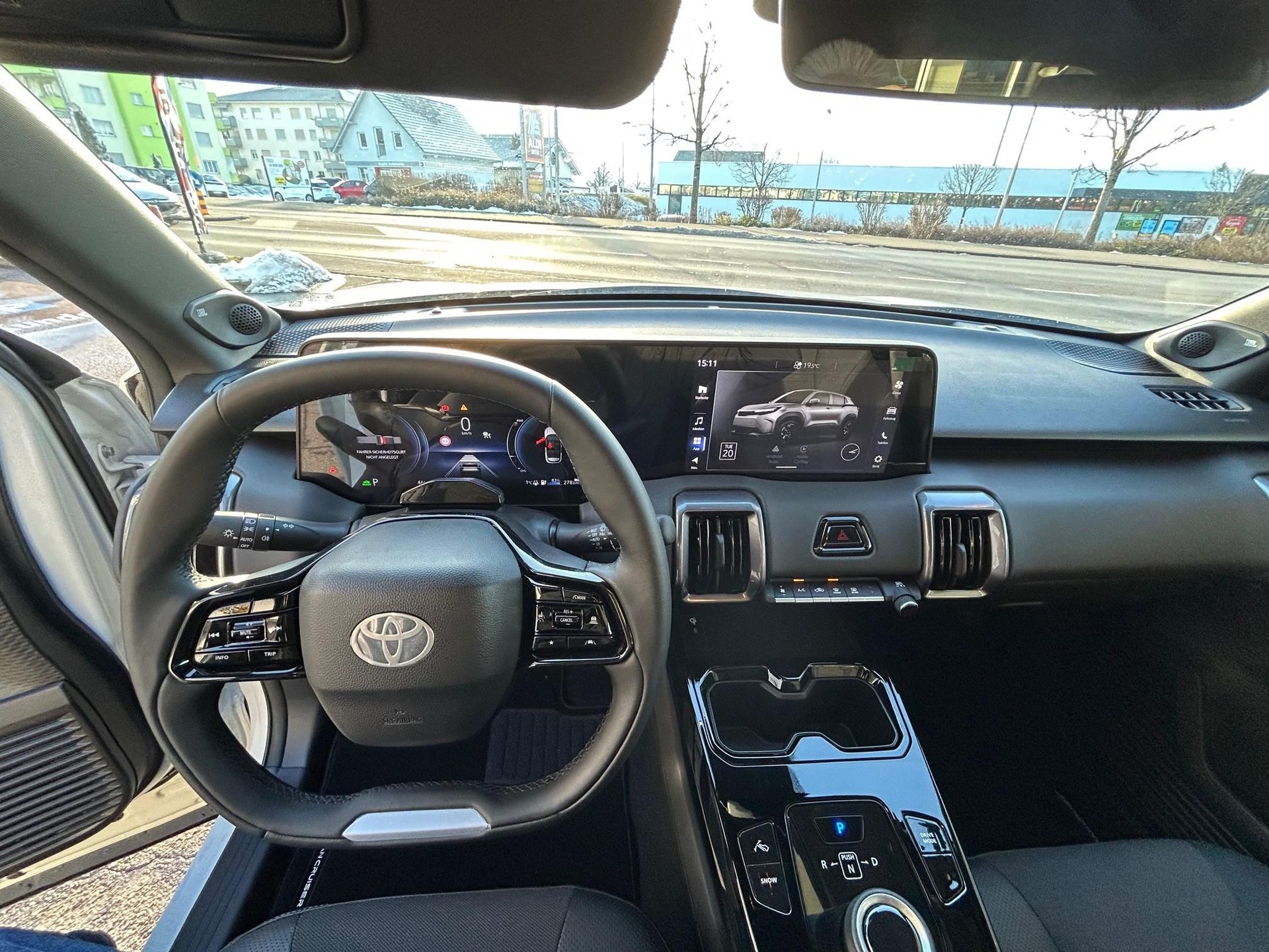 TOYOTA Urban Cruiser Premium-image-8