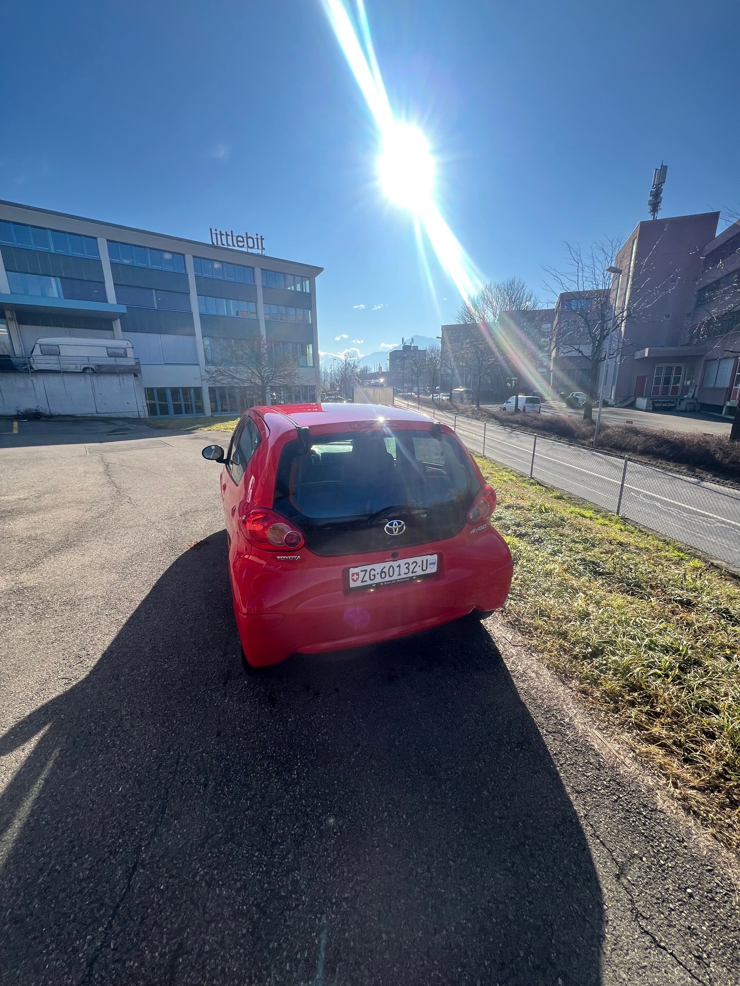 TOYOTA Aygo 1.0 blue-image-3