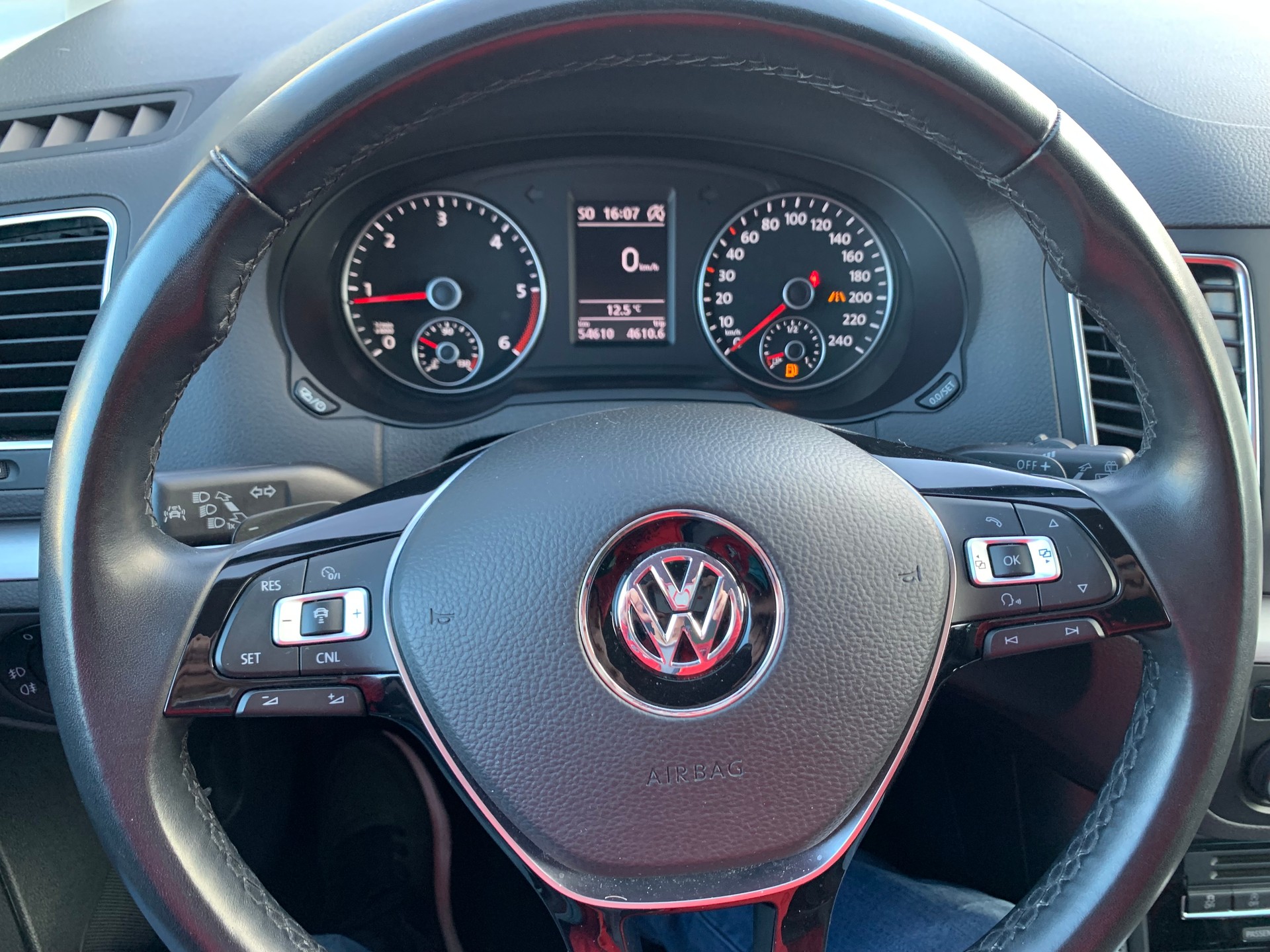 VW Sharan 2.0 TDI BMT Comfortline 4Motion DSG-image-15