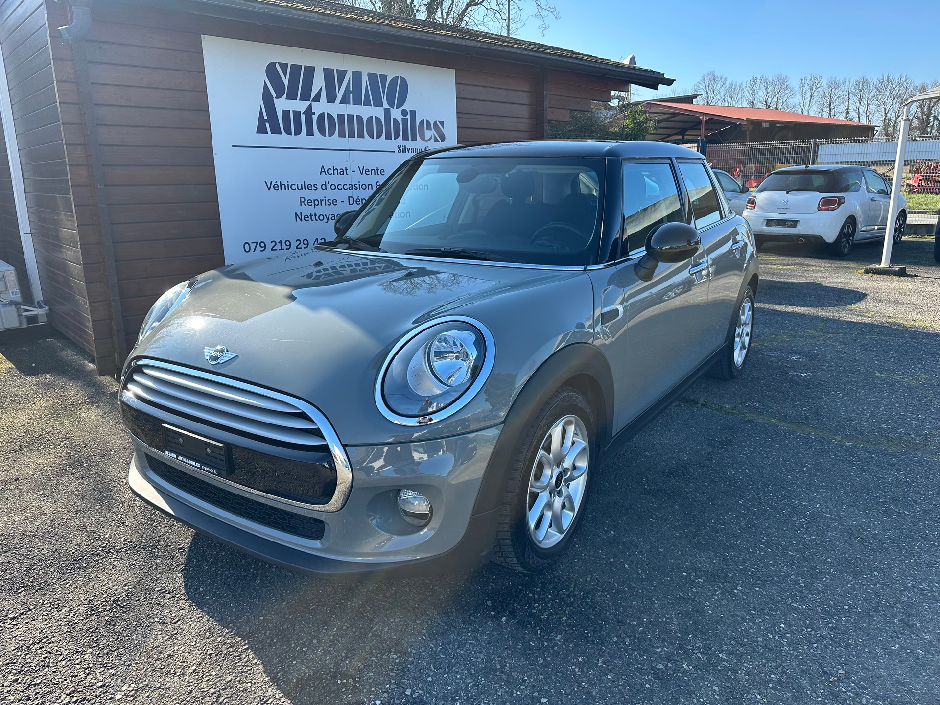 MINI Cooper-image-0