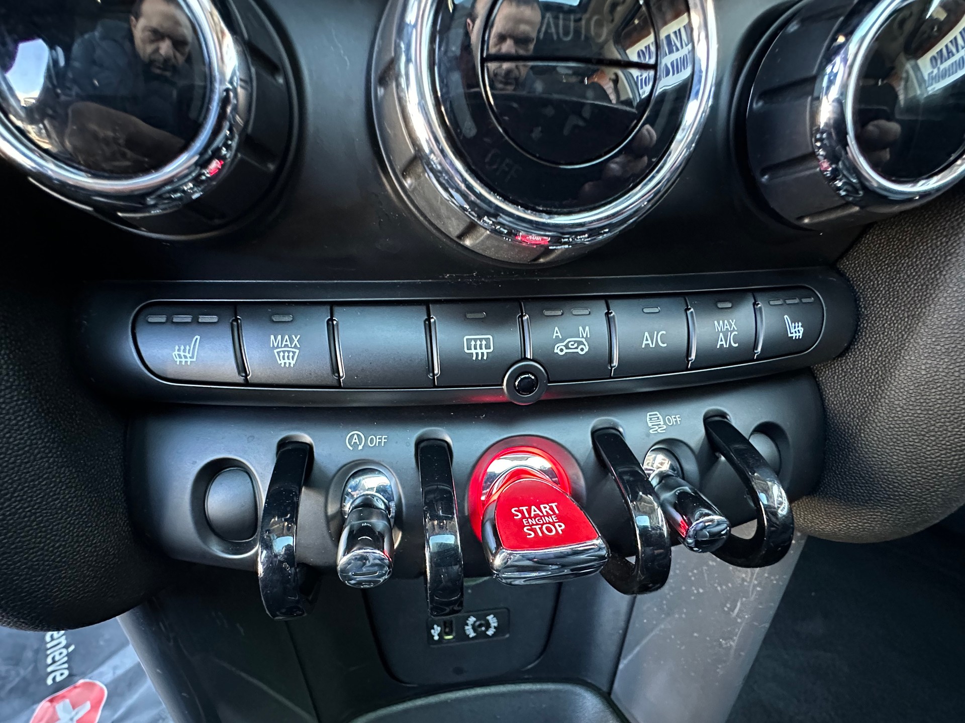 MINI Cooper-image-12