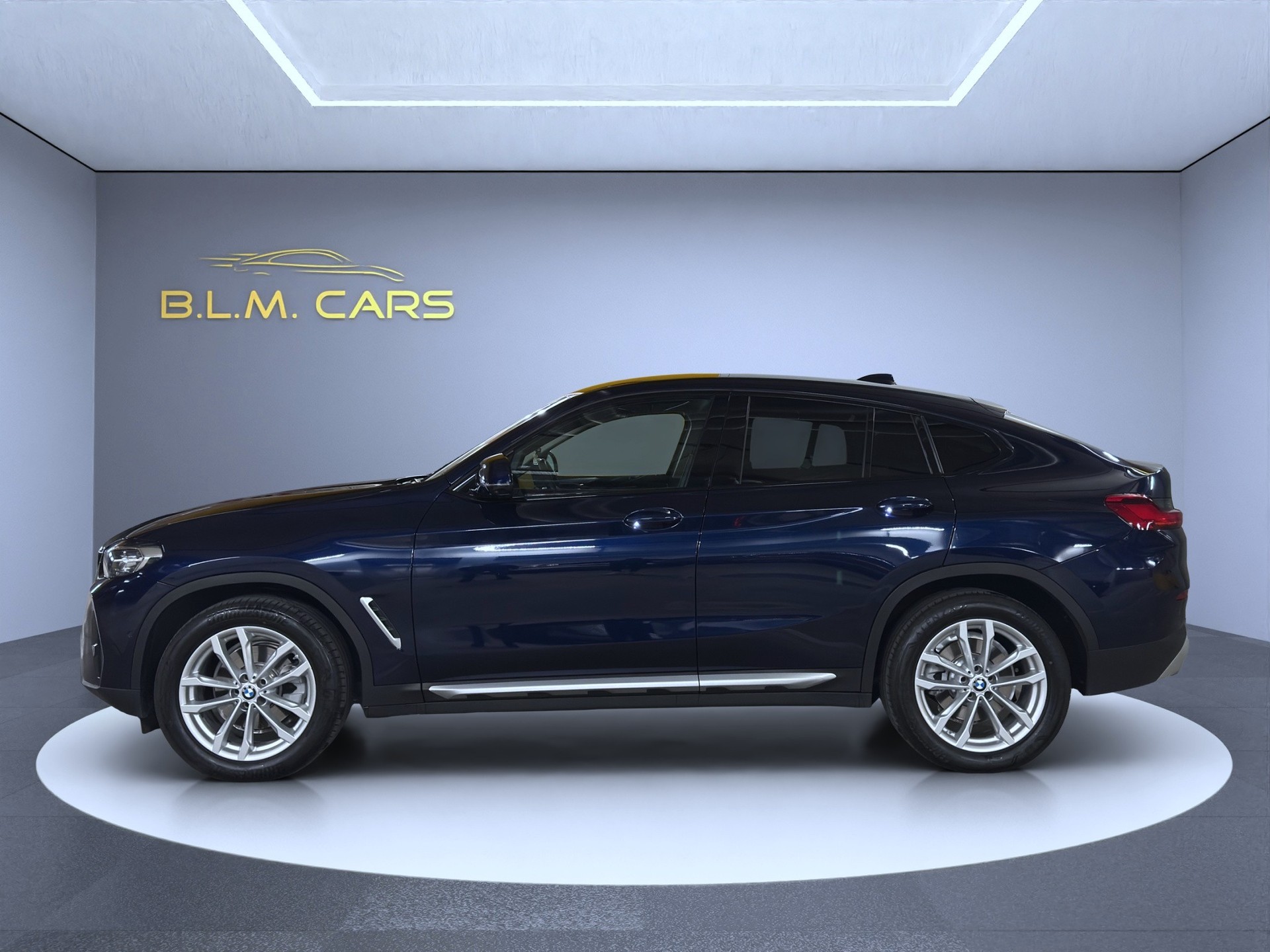 BMW X4 xDrive 48V 20i Steptronic-image-3
