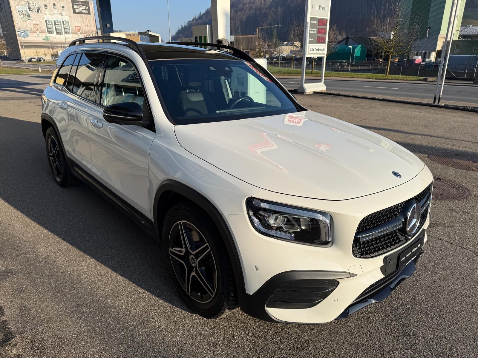MERCEDES-BENZ GLB 250 4Matic AMG Line 8G-Tronic-image-15