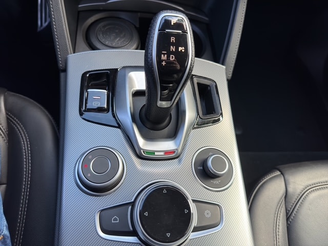 ALFA ROMEO Stelvio 2.0 Sprint Q4 Q4 Automatic-image-18