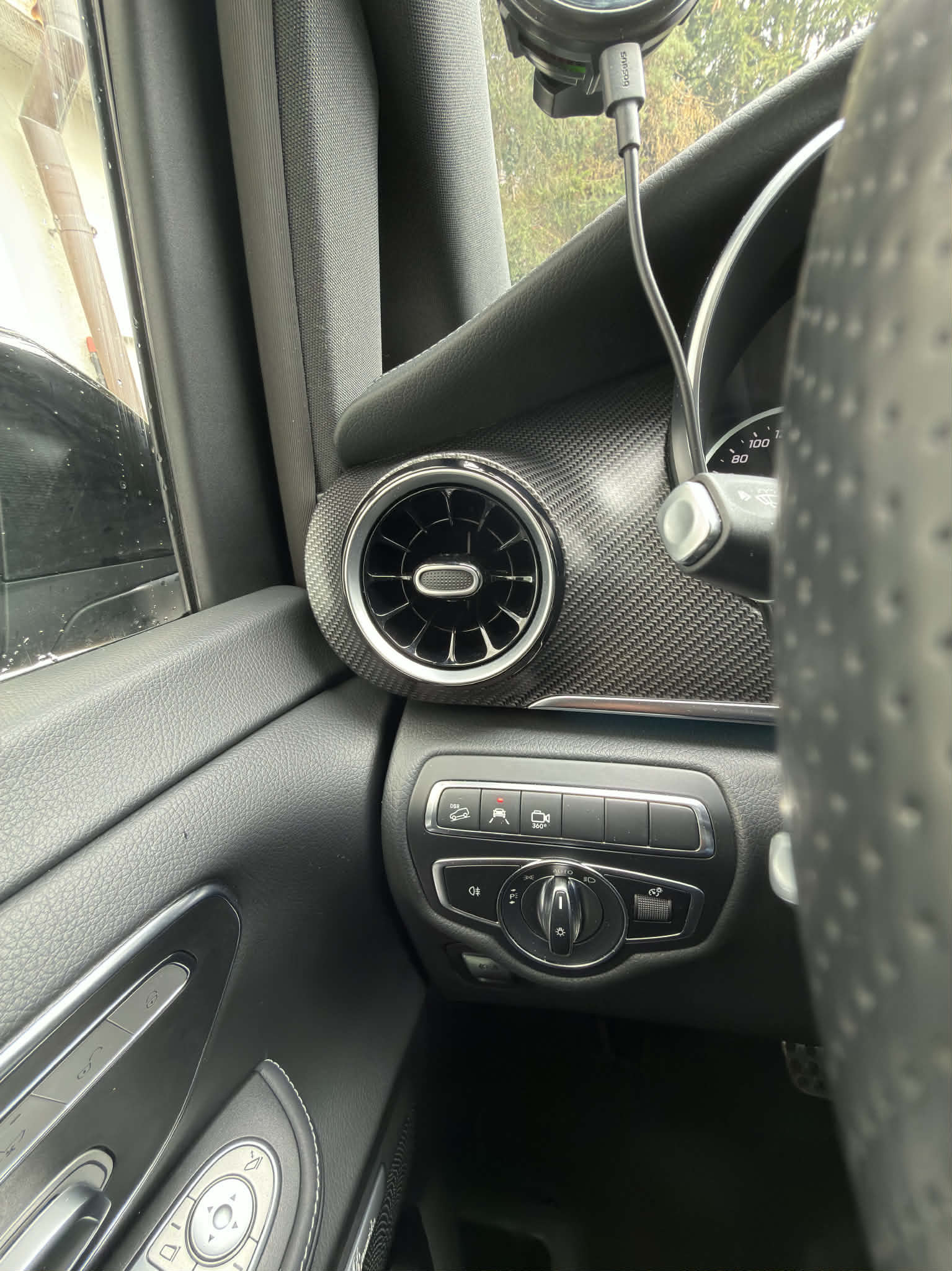 MERCEDES-BENZ V 300 d lang Swiss Edition 4Matic 9G-Tronic-image-6