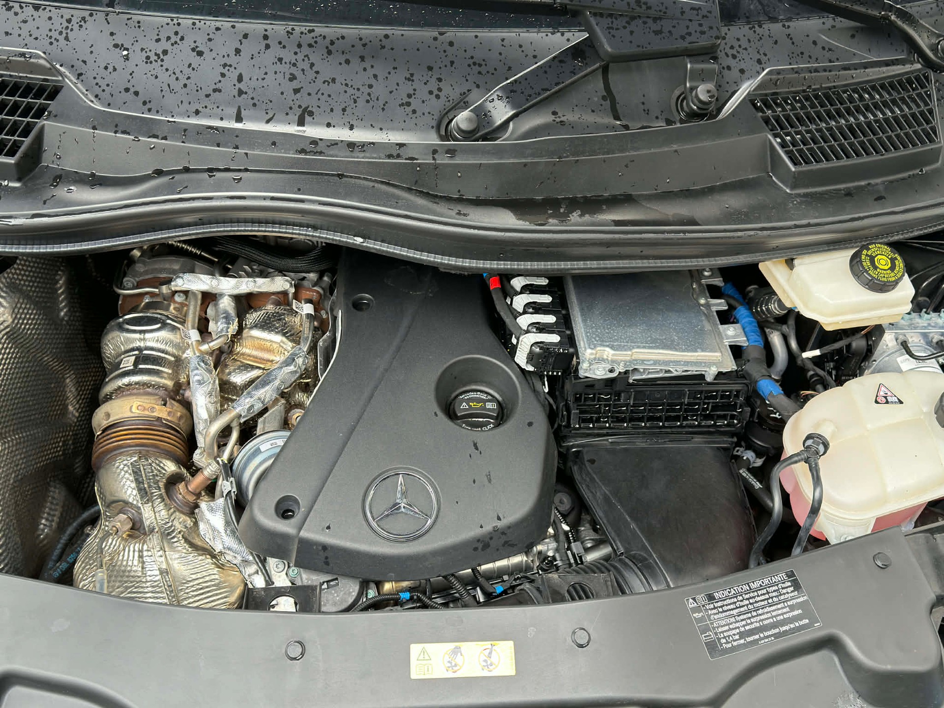 MERCEDES-BENZ V 300 d lang Swiss Edition 4Matic 9G-Tronic-image-10