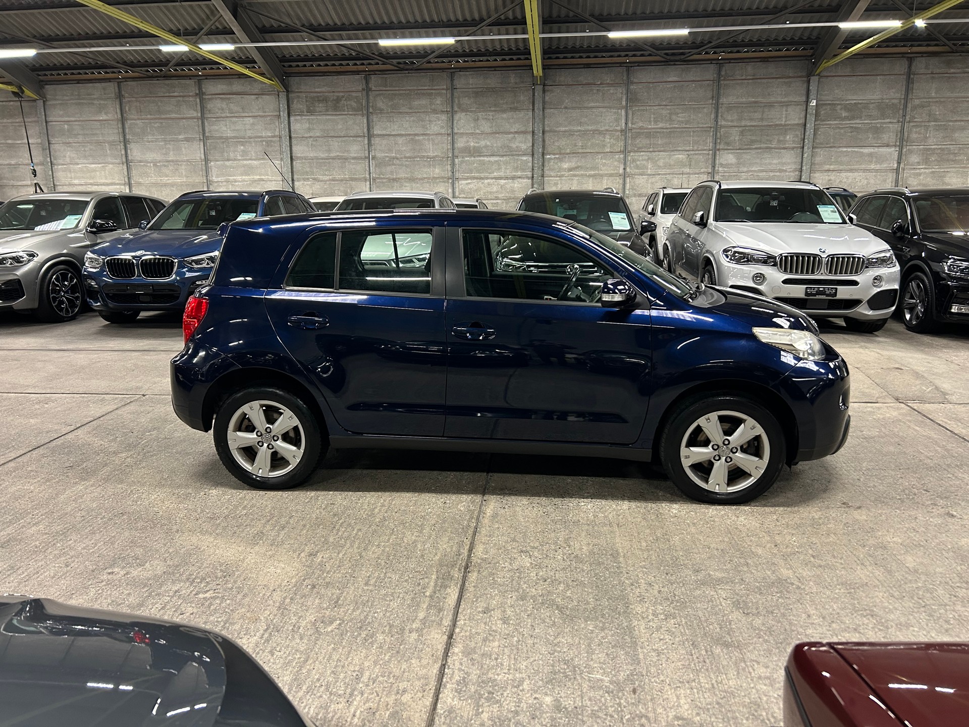 TOYOTA UrbanCruiser 1.4 D-4D Linea Terra 4WD-showroom-element-2
