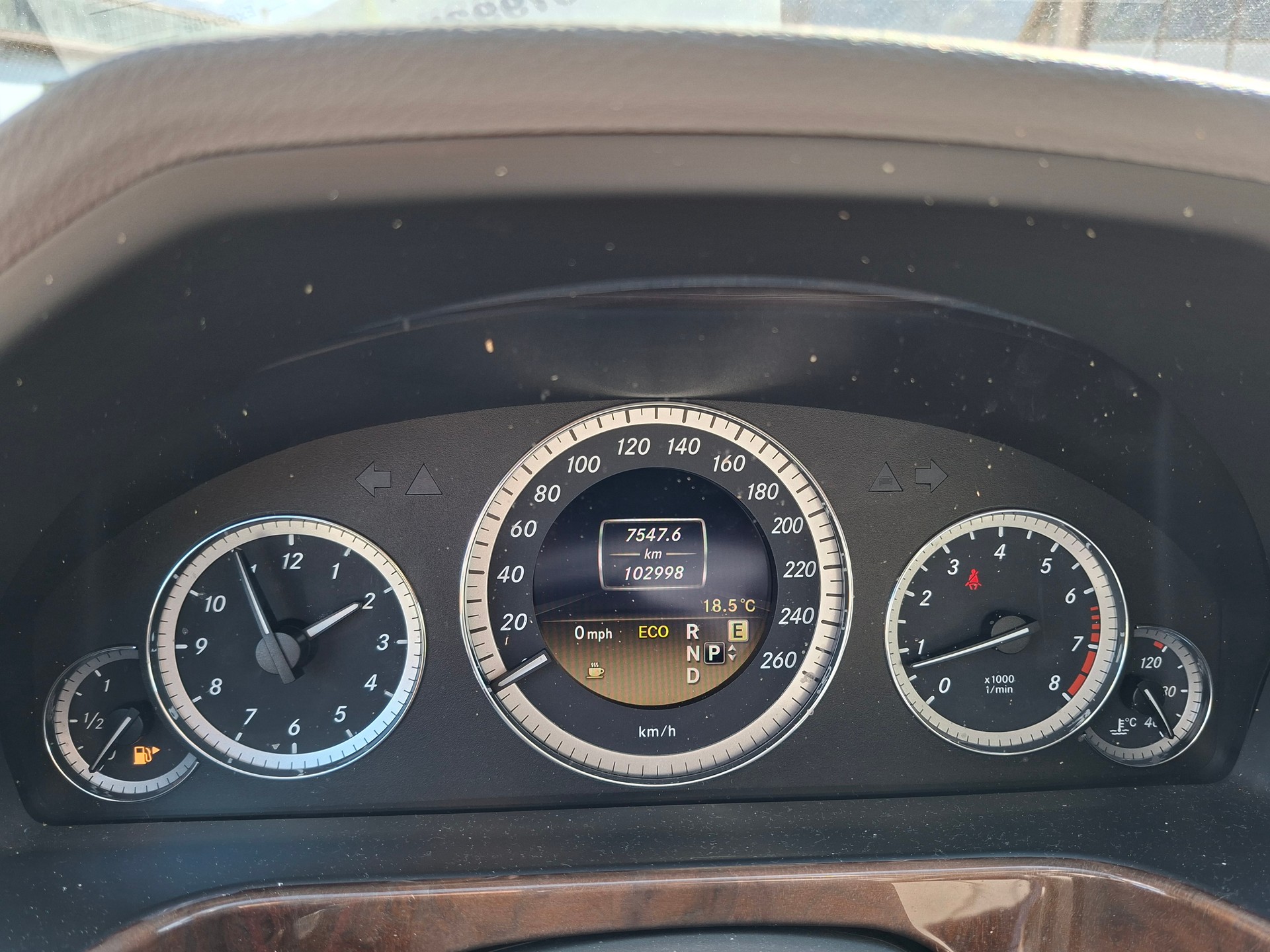 MERCEDES-BENZ E 250 CGI BlueEfficiency Elégance 7G-Tronic-image-5