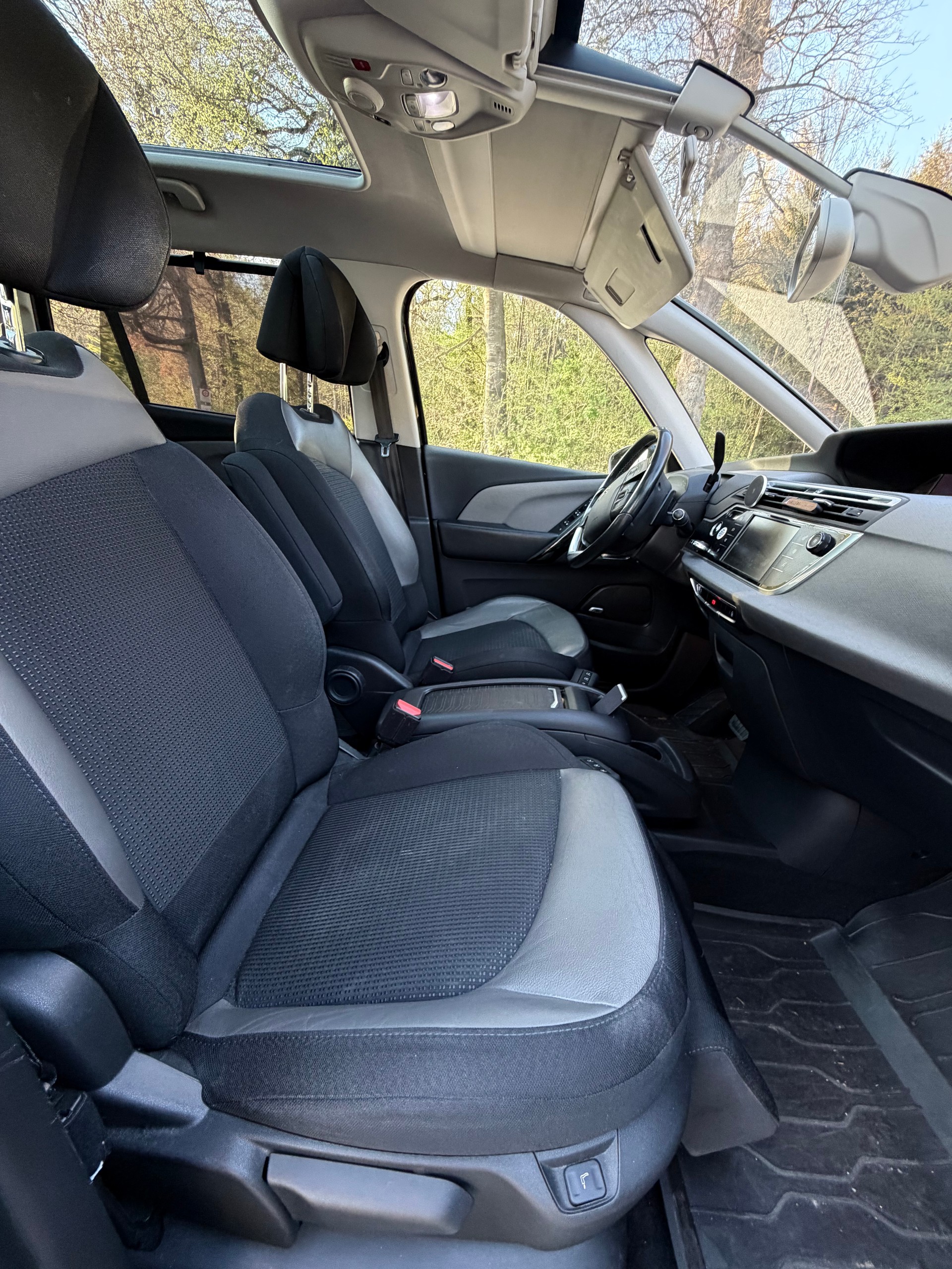 CITROEN Grand C4 Picasso 2.0 BlueHDi Exclusive Automatic-image-5