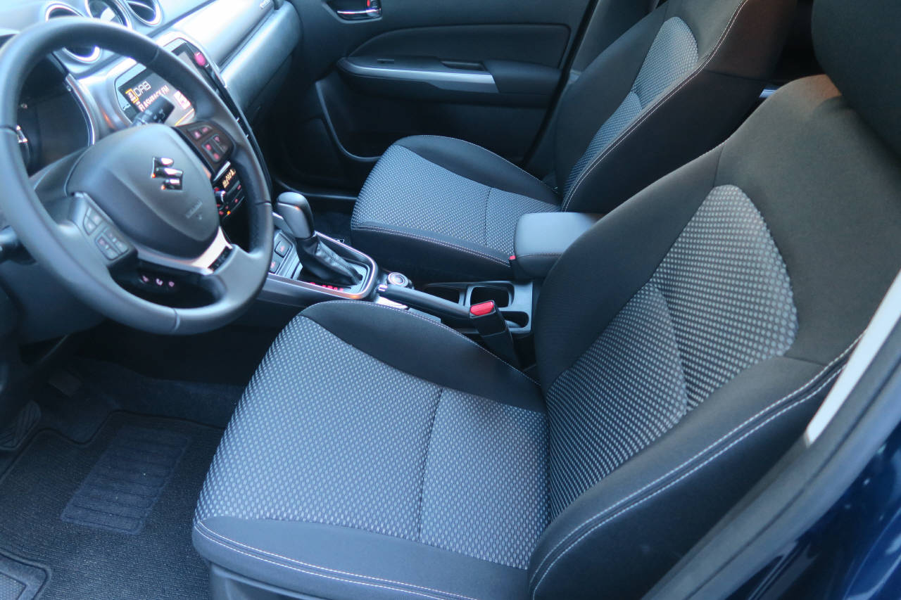SUZUKI Vitara 1.4 T Sakura Hybrid 4x4-showroom-element-3