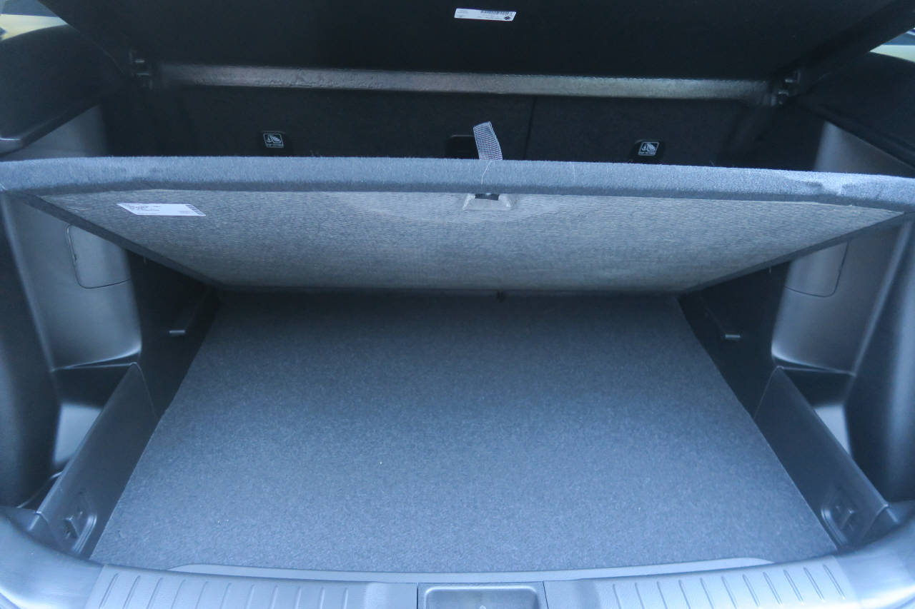 SUZUKI Vitara 1.4 T Sakura Hybrid 4x4-image-15