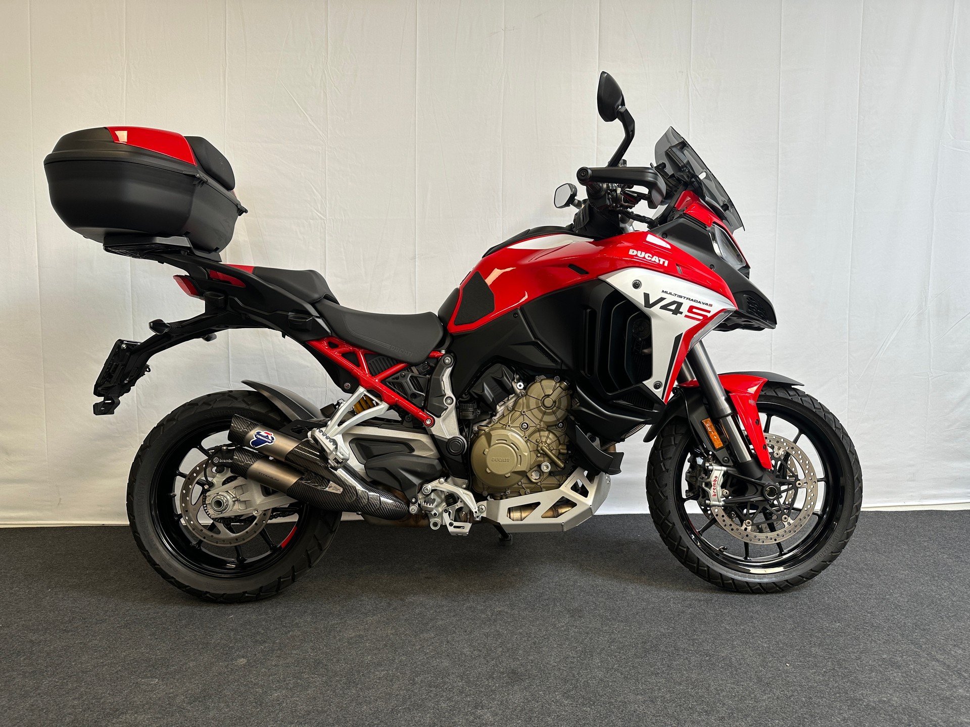 DUCATI Multistrada V4 S Travel & Radar-image-1