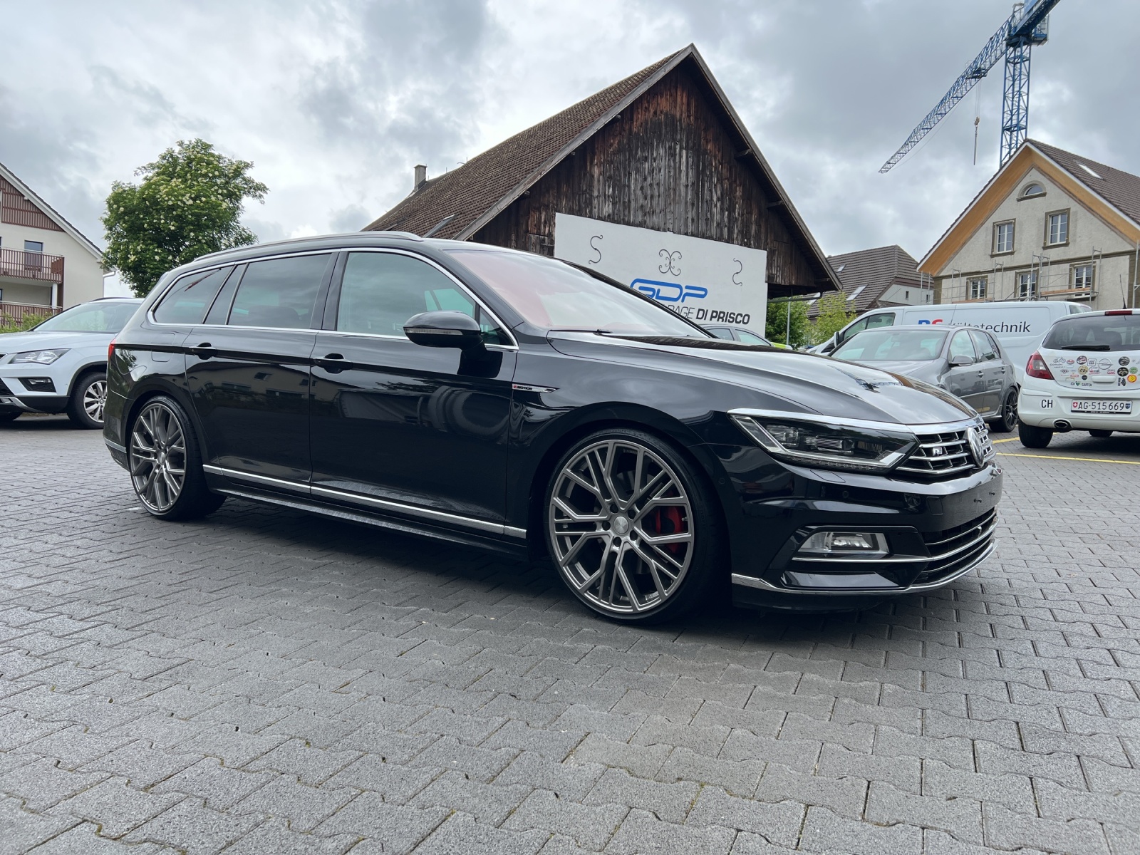 VW Passat Variant 2.0 TSI BMT Highline 4Motion DSG / R-Line-image-5
