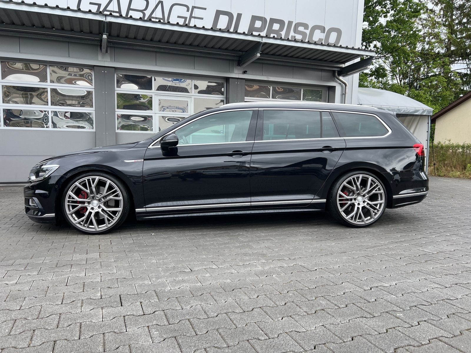 VW Passat Variant 2.0 TSI BMT Highline 4Motion DSG / R-Line-showroom-element-1