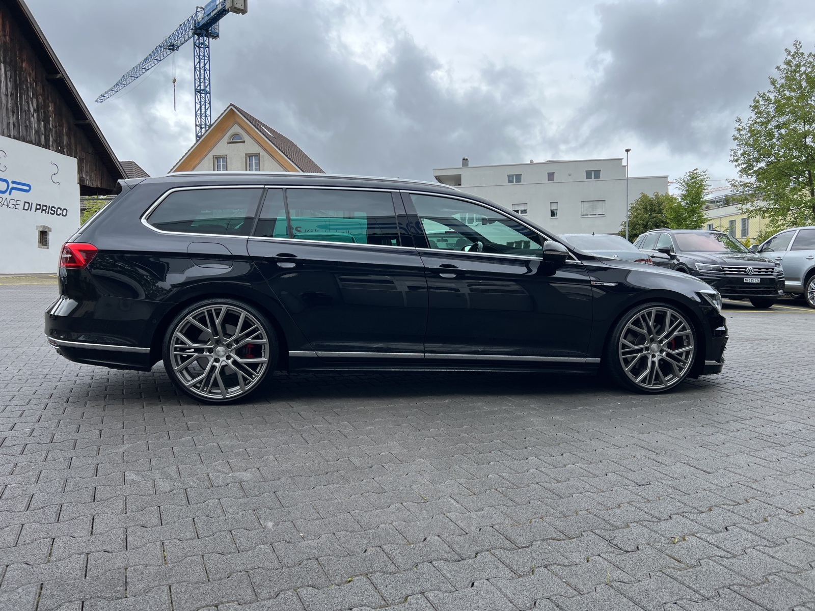 VW Passat Variant 2.0 TSI BMT Highline 4Motion DSG / R-Line-image-4