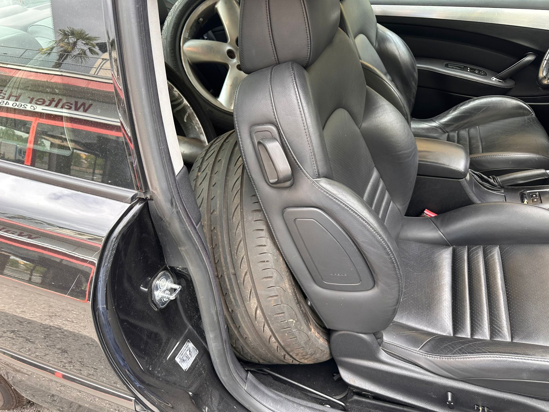 PEUGEOT 407 Coupé 2.7 HDI Automatic-image-10