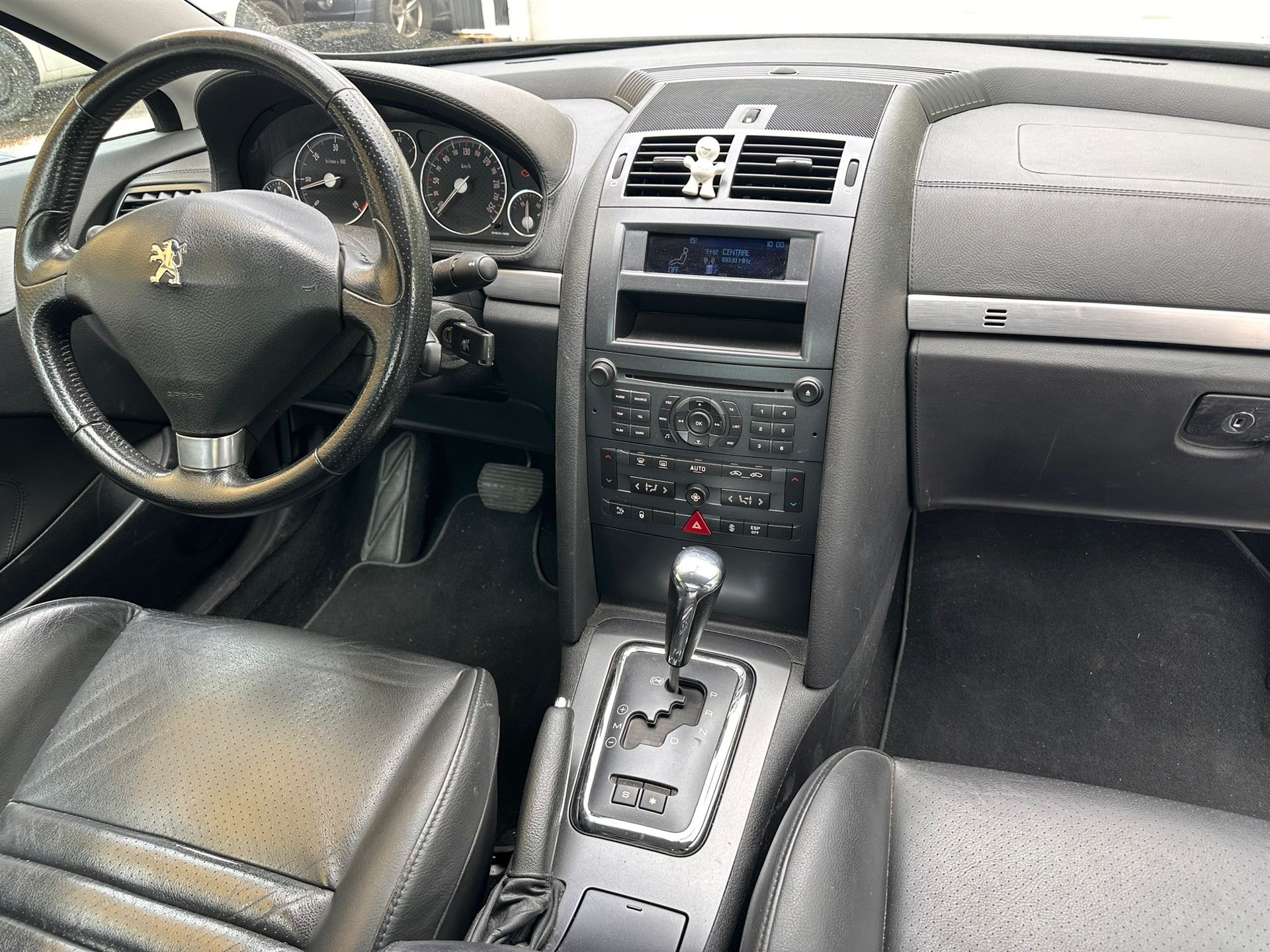 PEUGEOT 407 Coupé 2.7 HDI Automatic-image-9