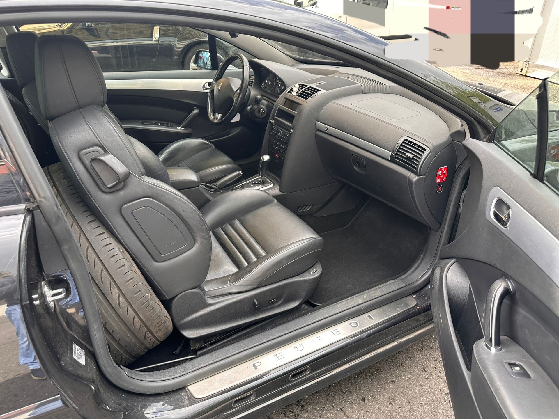 PEUGEOT 407 Coupé 2.7 HDI Automatic-image-6