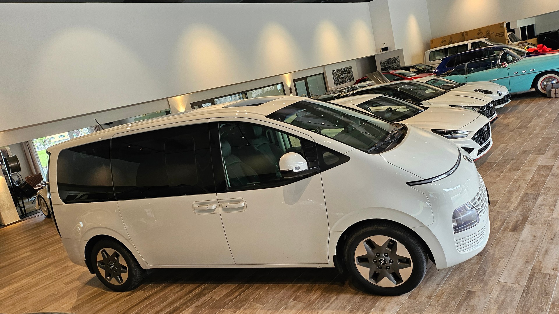 HYUNDAI Staria Wagon 2.2 CRDi Vertex 4WD Voll 9 Plätzer-image-7