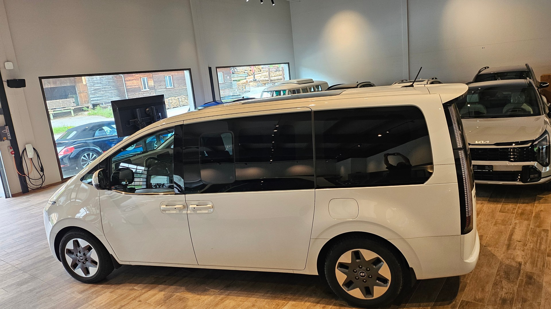 HYUNDAI Staria Wagon 2.2 CRDi Vertex 4WD Voll 9 Plätzer-image-15